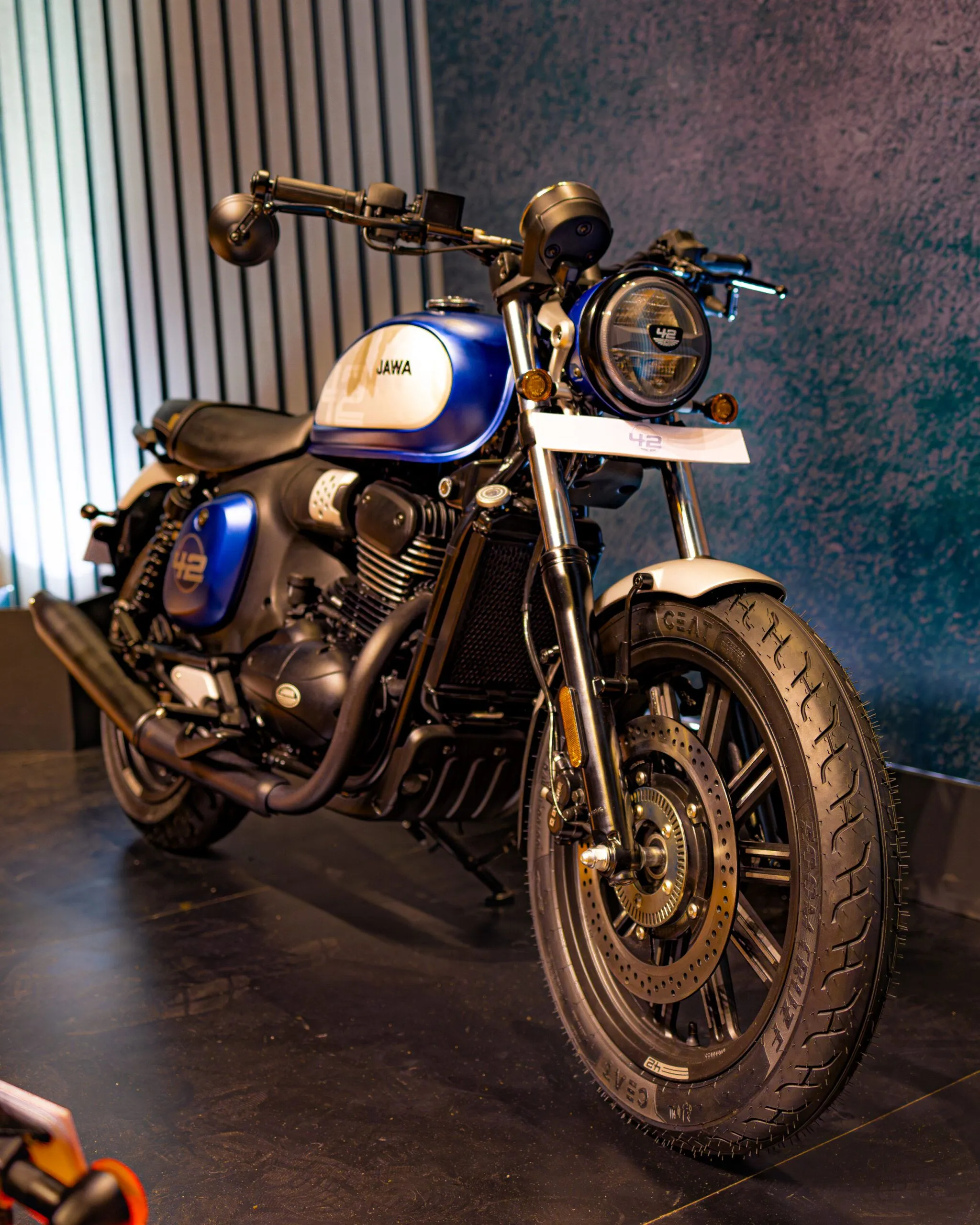 Jawa 42 FJ: The Answer