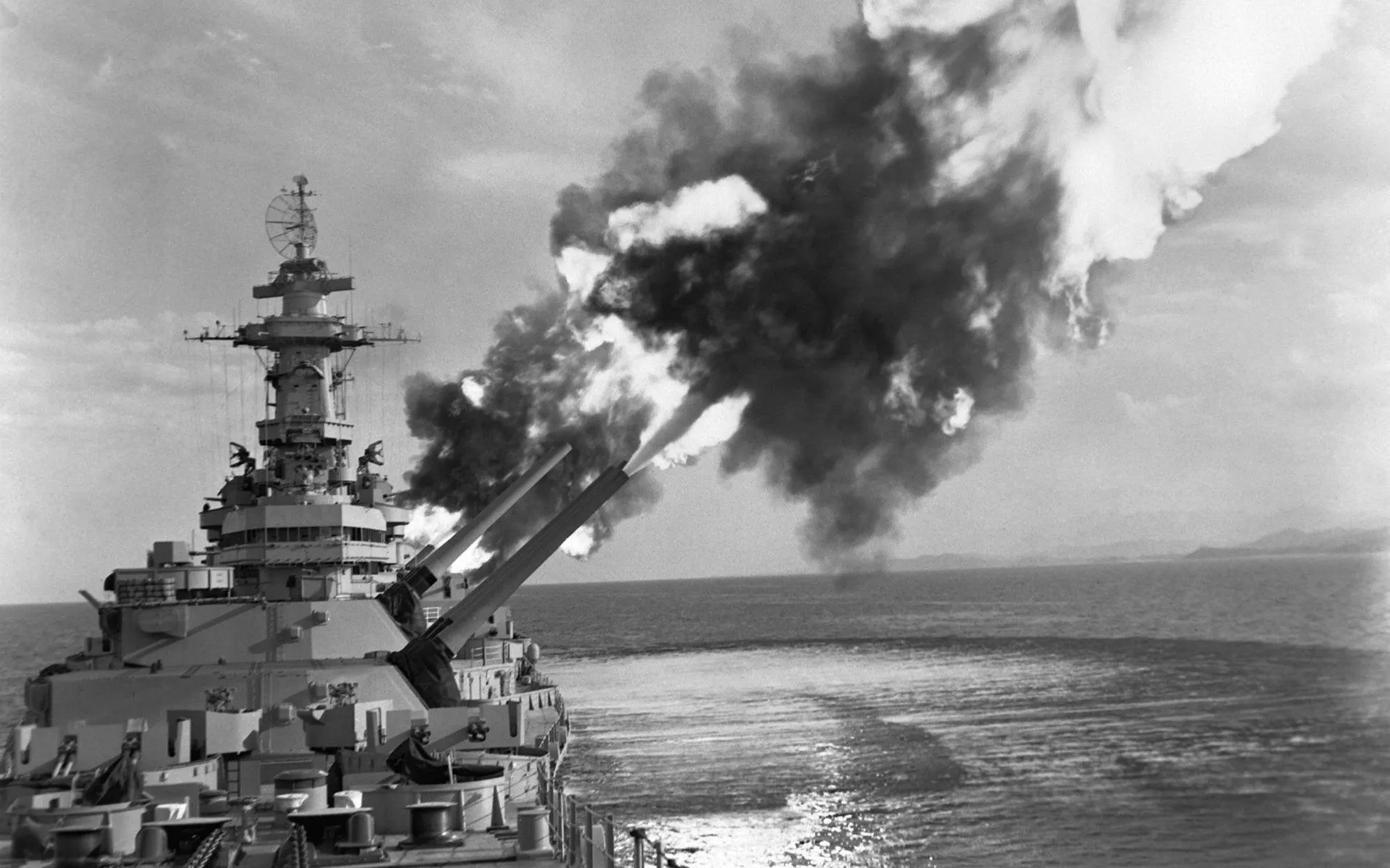 USS New Jersey (BB 62) HD Wallpaper: Iowa Class Battleship In Action