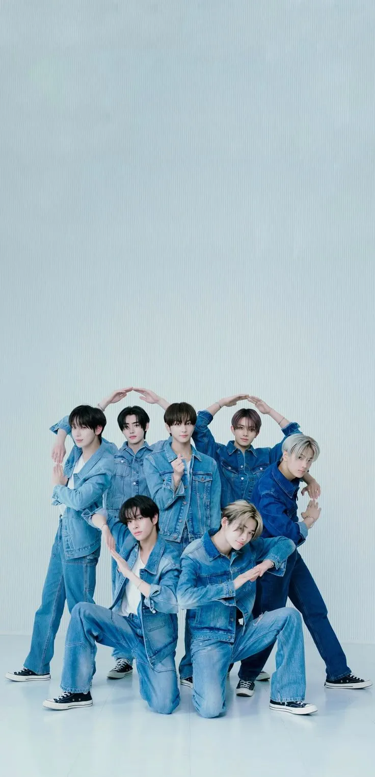 K Pop Groups. Cool Kpop Wallpaper, Kpop Iphone Wallpaper, Cute