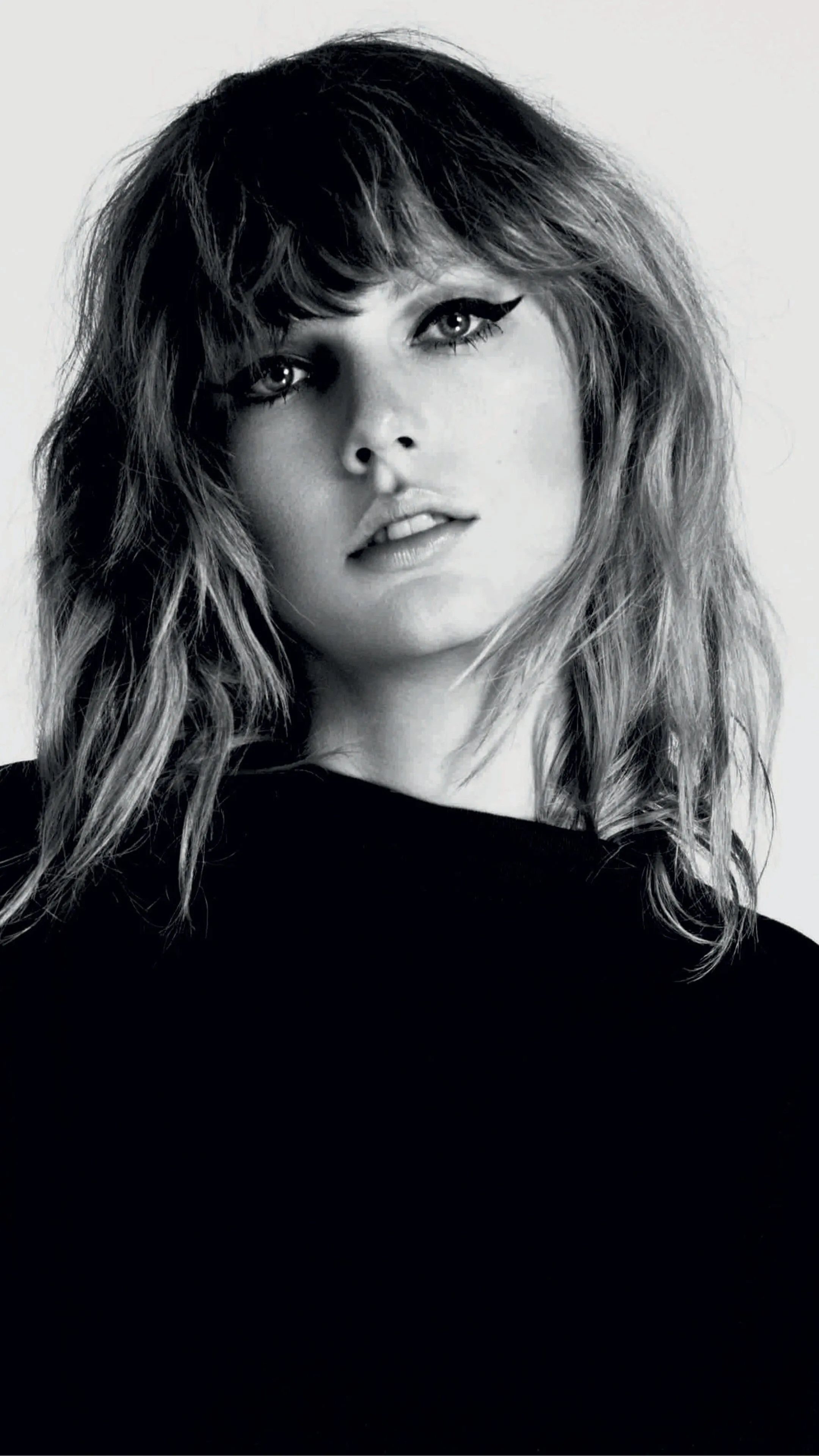 Taylor Swift Monochrome Photohoot 4K HD Phone Wallpaper