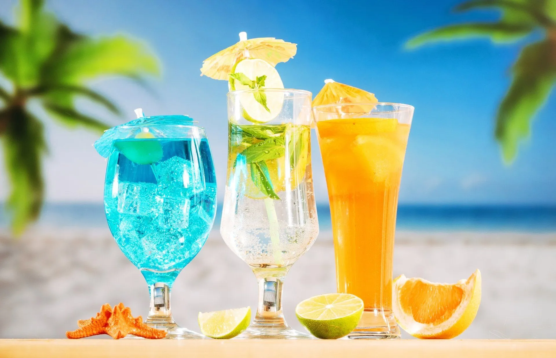 Tropical Summer Cocktails in GlassK Ultra HD Refreshing Fruit Drinks Wallpaper