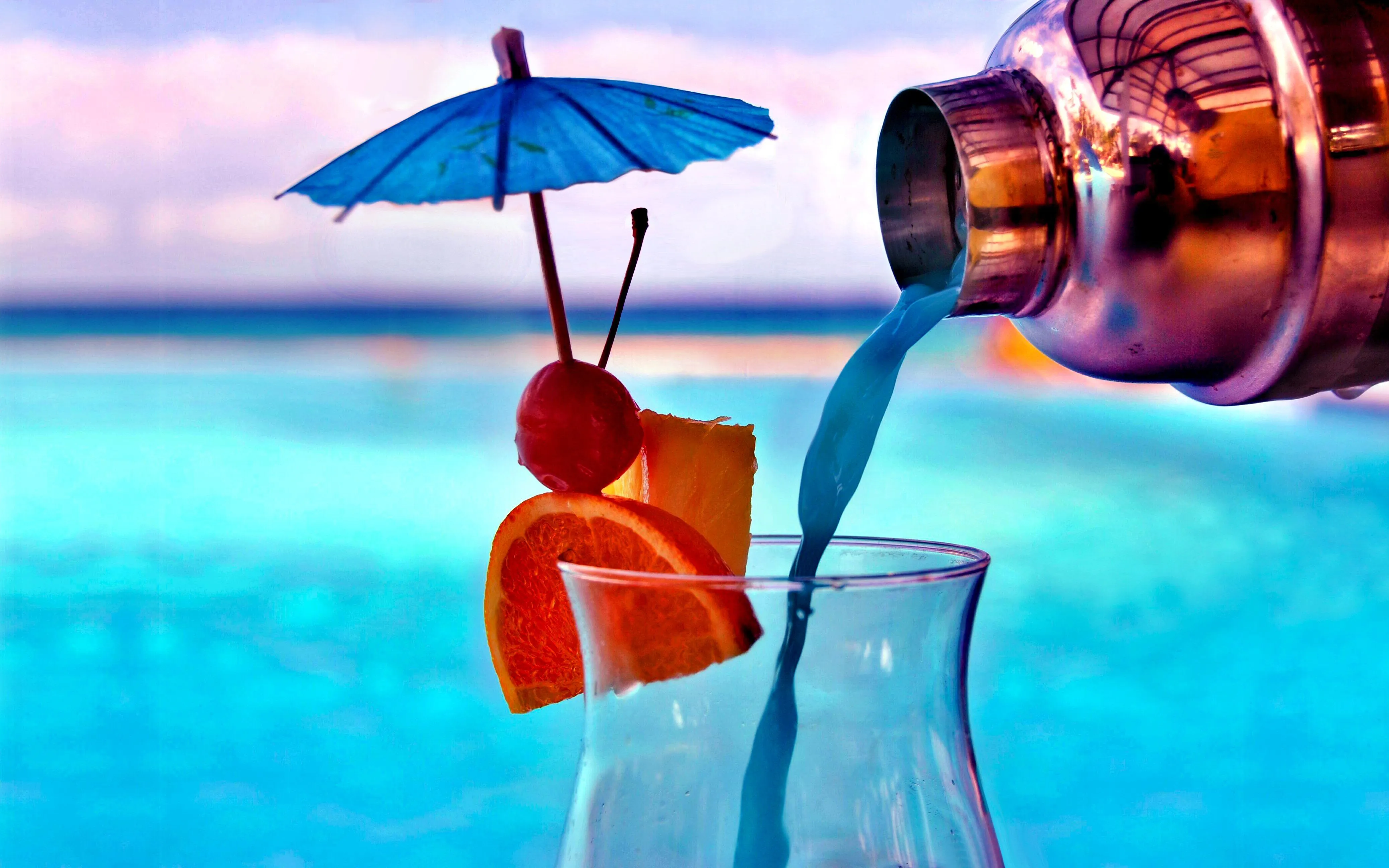 Desktop wallpaper: Glass, Cocktail, Summer, Food, Drink, Tropical 4K free download for PC. 645397
