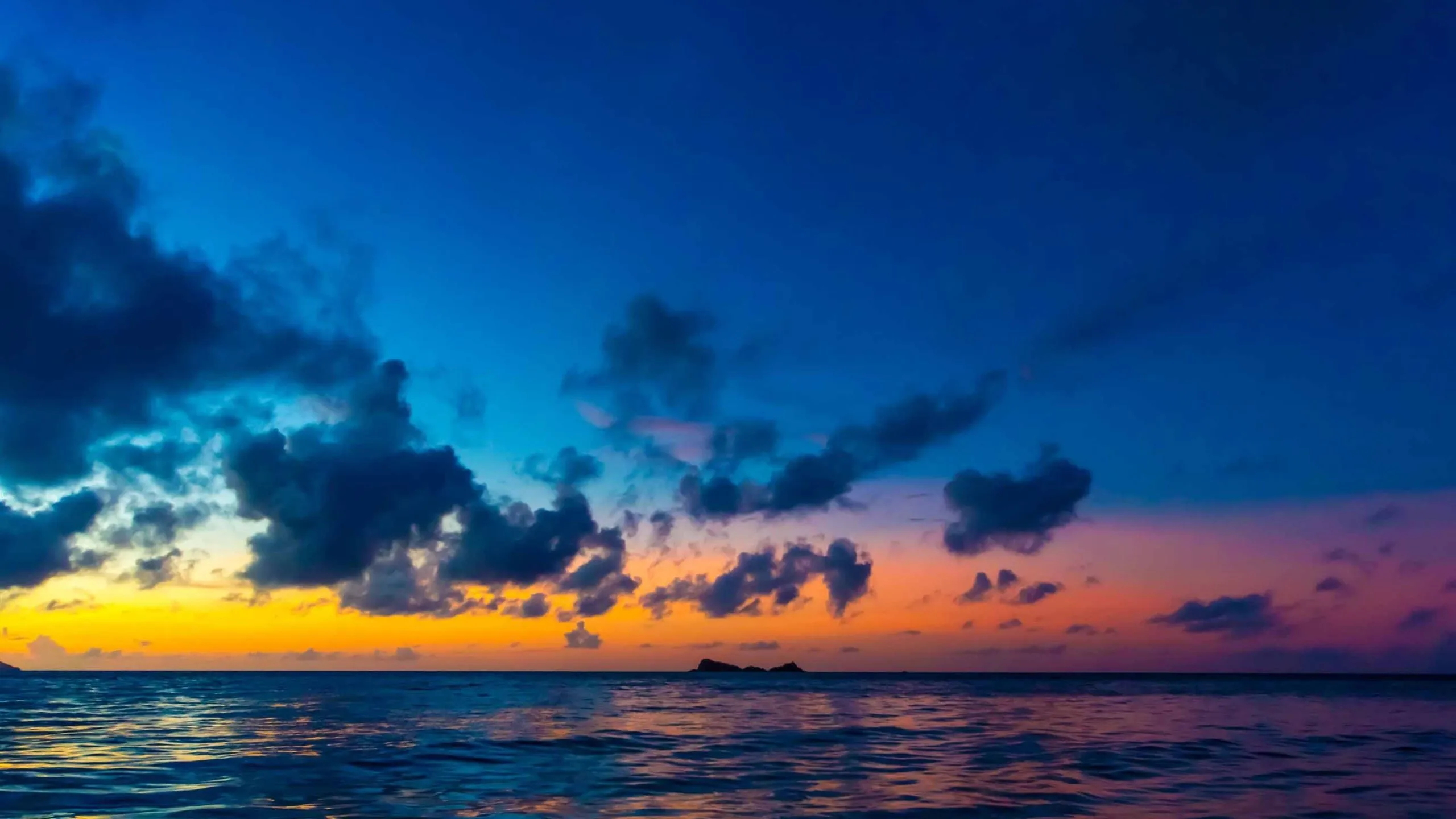 Caribbean Sea MacBook Air Wallpaper Download