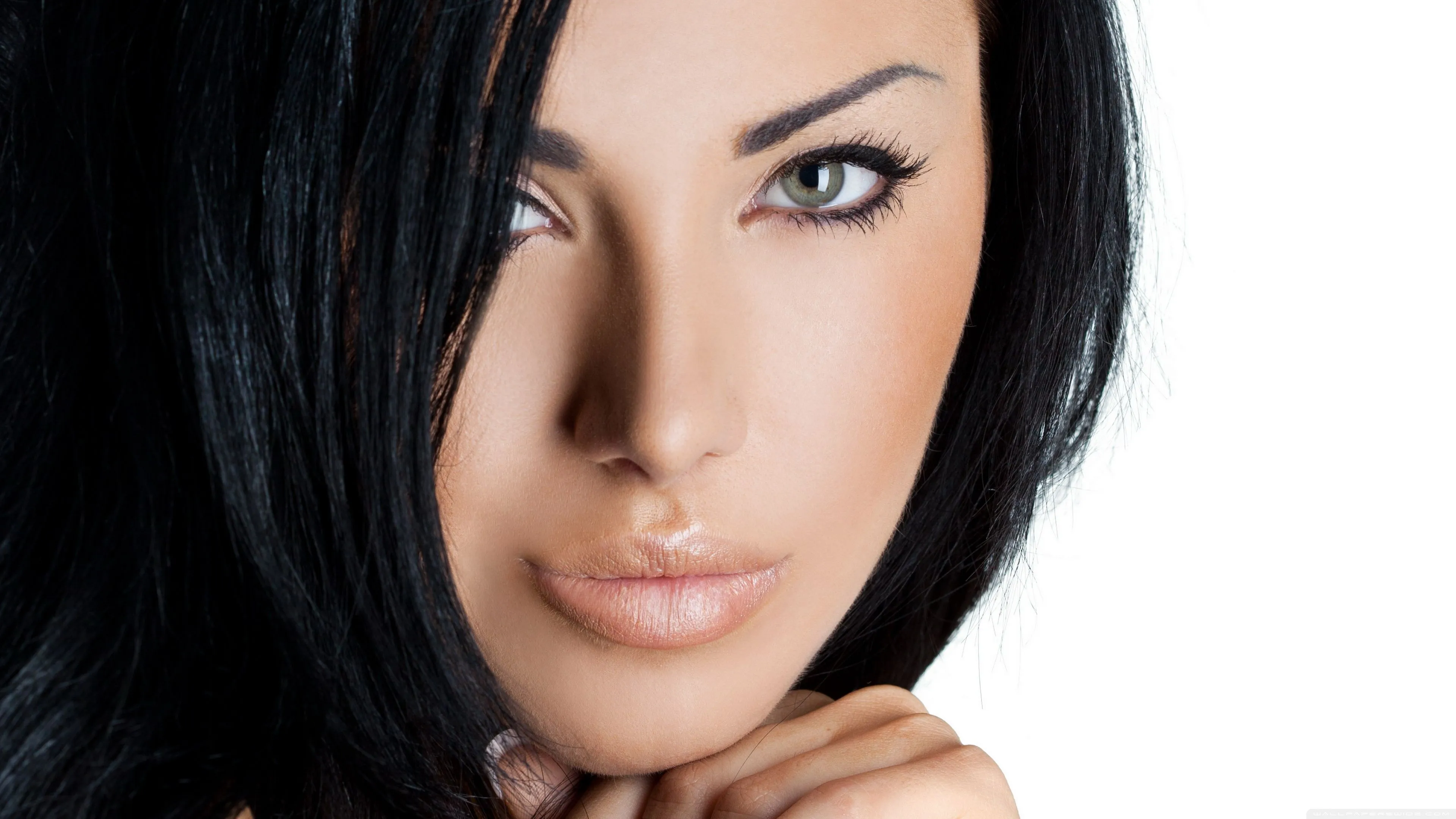 Beautiful Woman With Green Eyes 4K UHD Wallpaper for UltraHD Desktop and TV, Widescreen and UltraWide Display, Smartphone and Tablet Devices