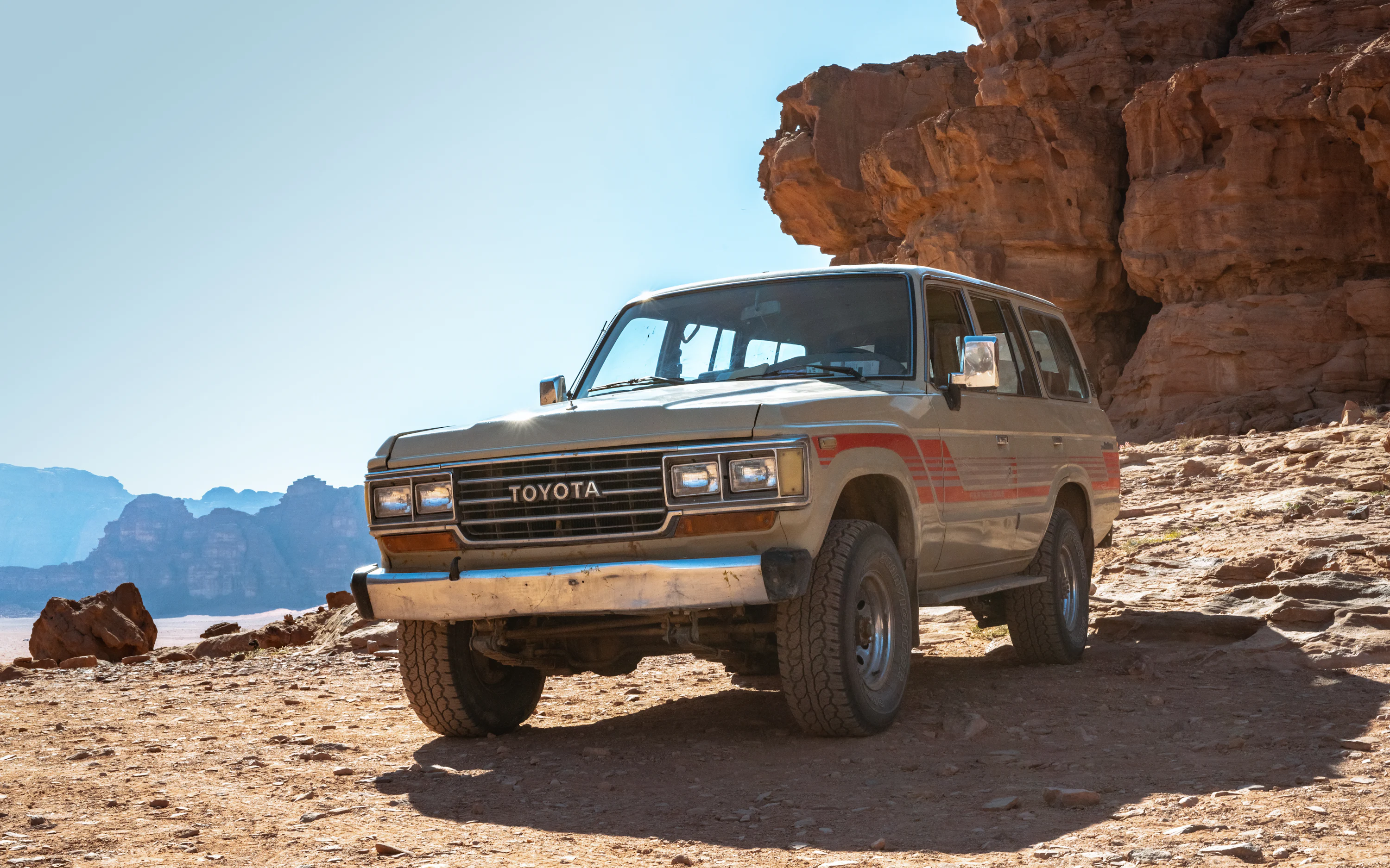 Toyota Land Cruiser Picture. Download Free Image