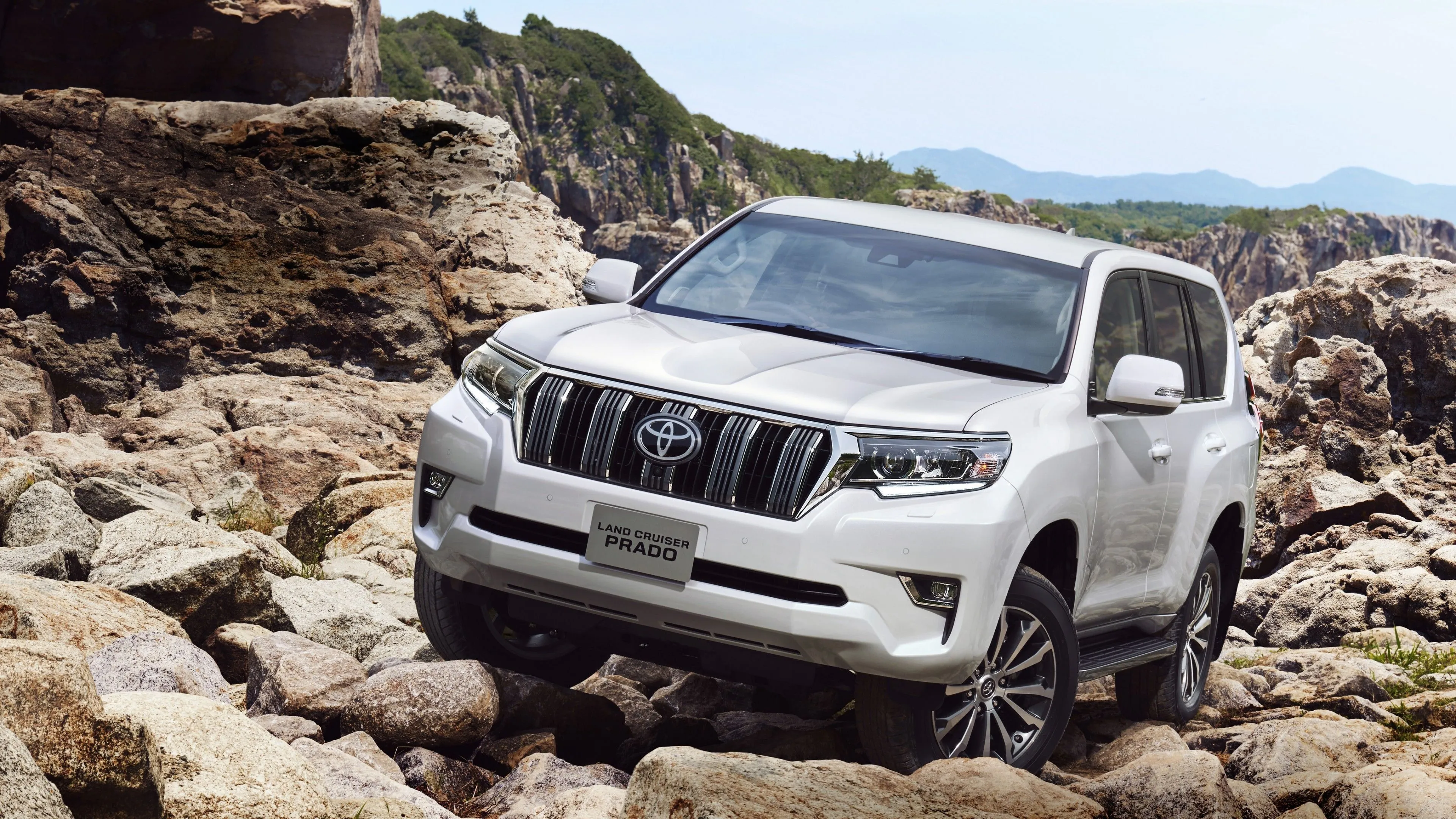 Toyota Land Cruiser Prado HD Wallpaper 87980