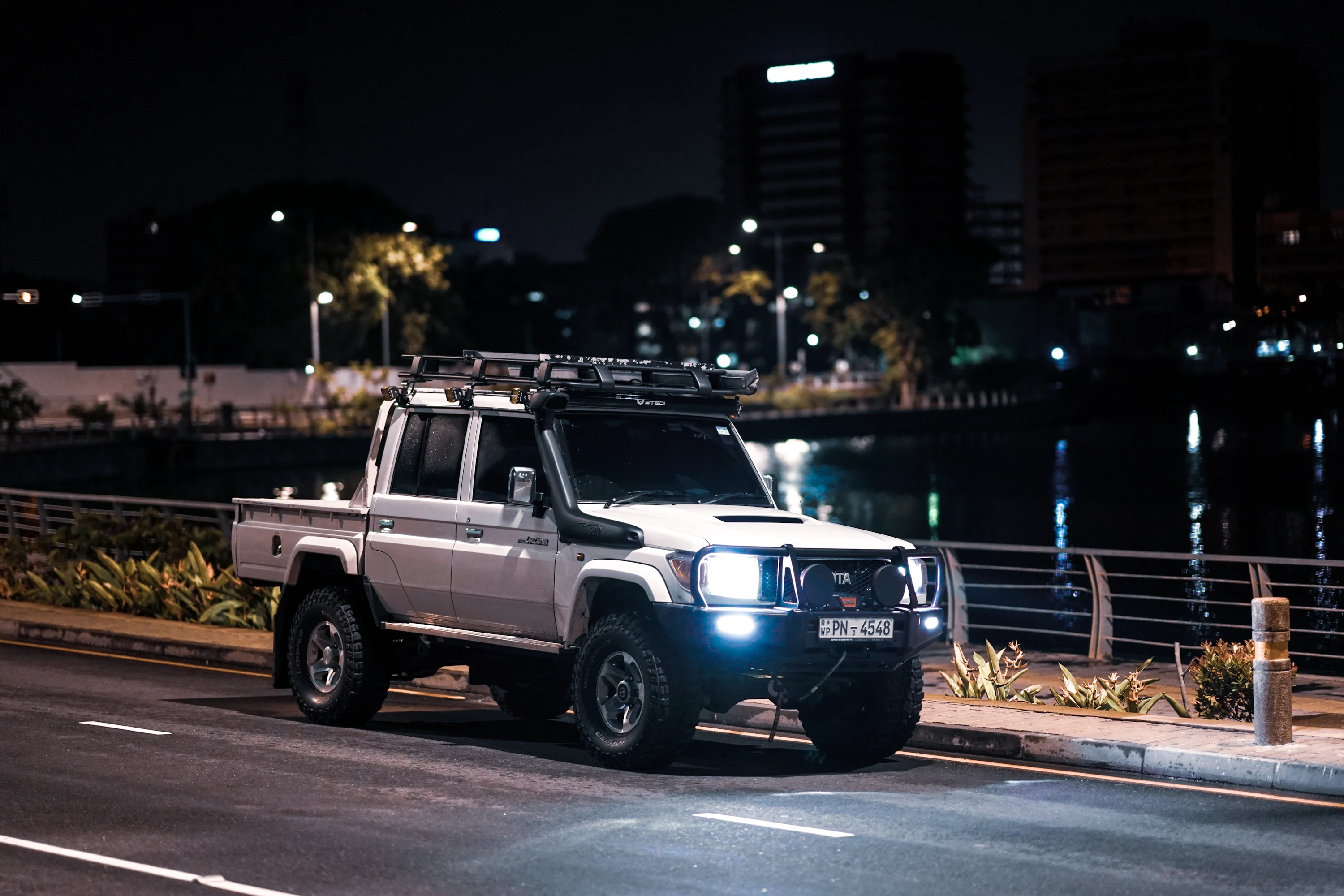 Toyota Land Cruiser Picture. Download Free Image