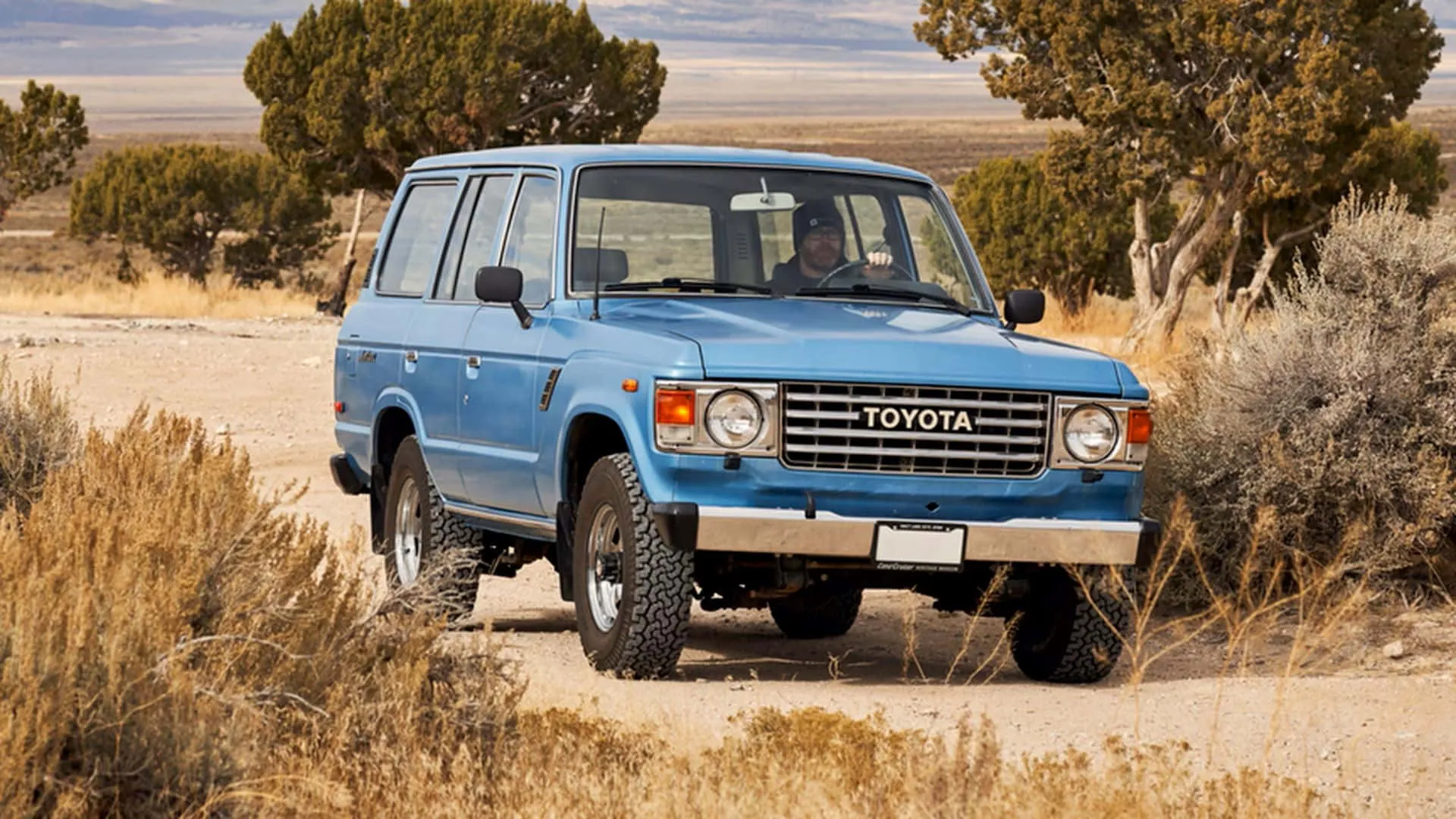 Toyota Land Cruiser Wallpaper