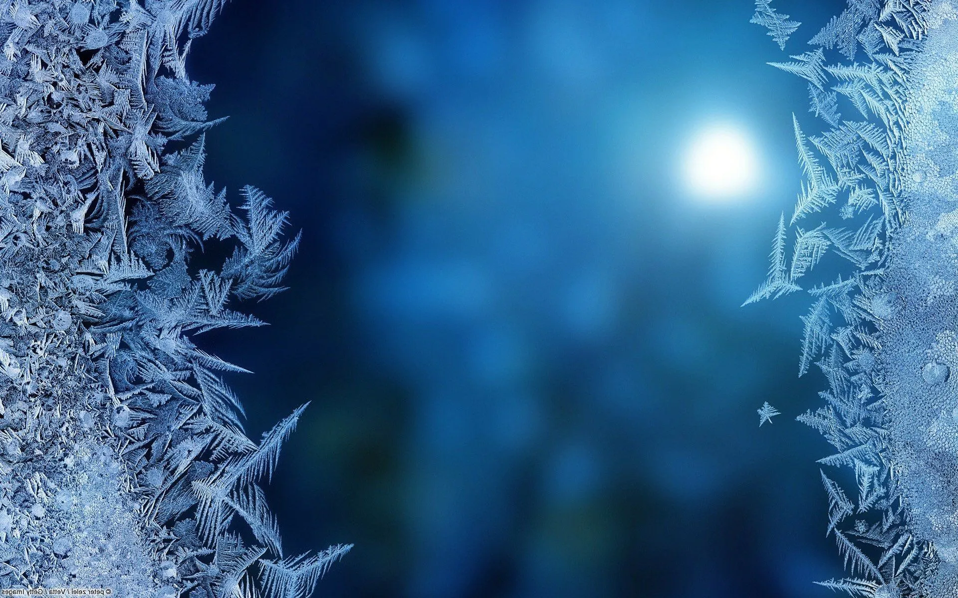 Crystal Ice Abstract: A Stunning HD Wallpaper