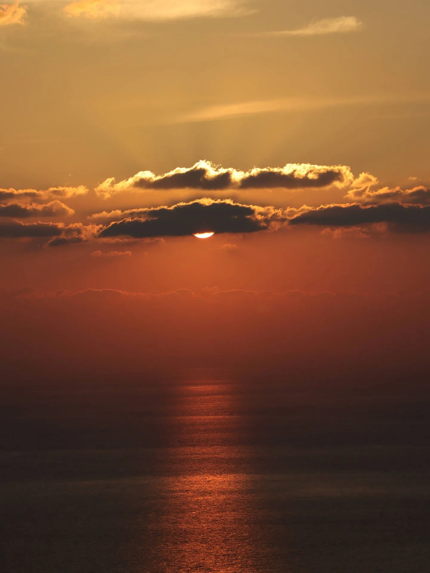 Download Amber And Gold Cloud Aesthetic Wallpaper