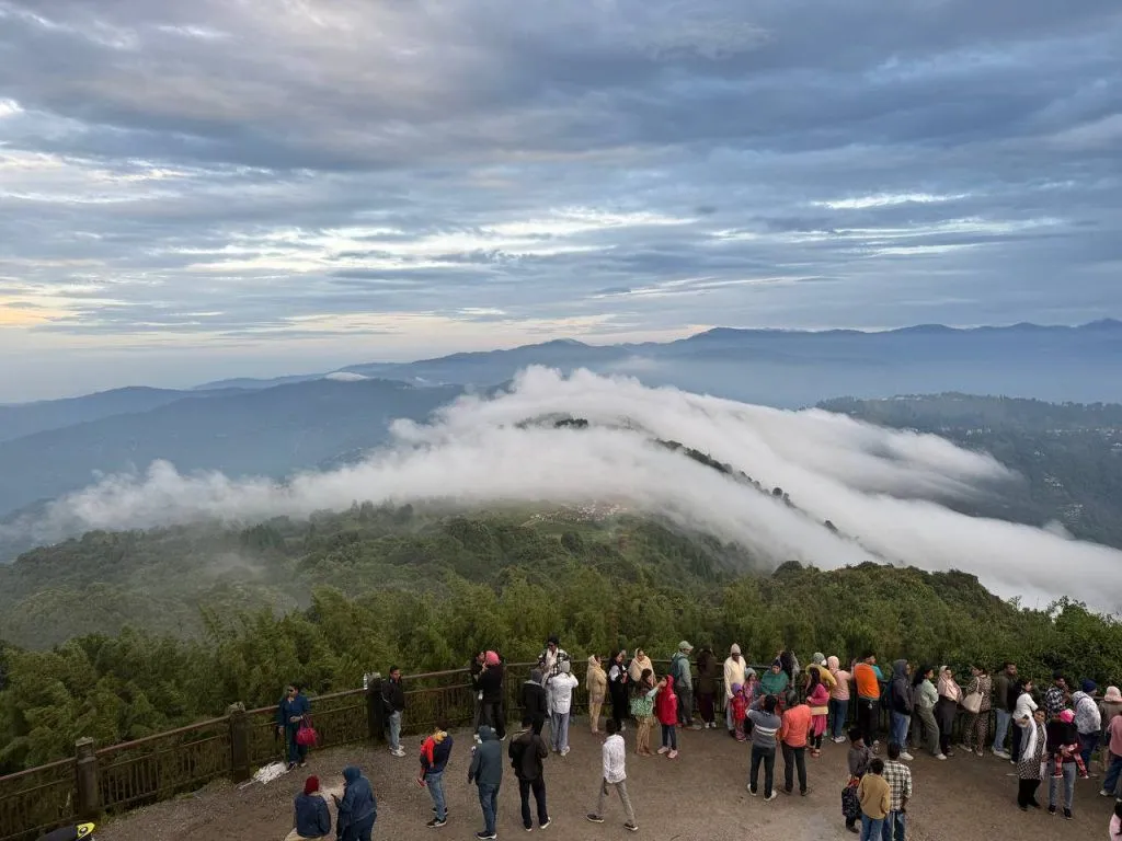 It is Worth Watching Sunrise at Tiger Hill Darjeeling?