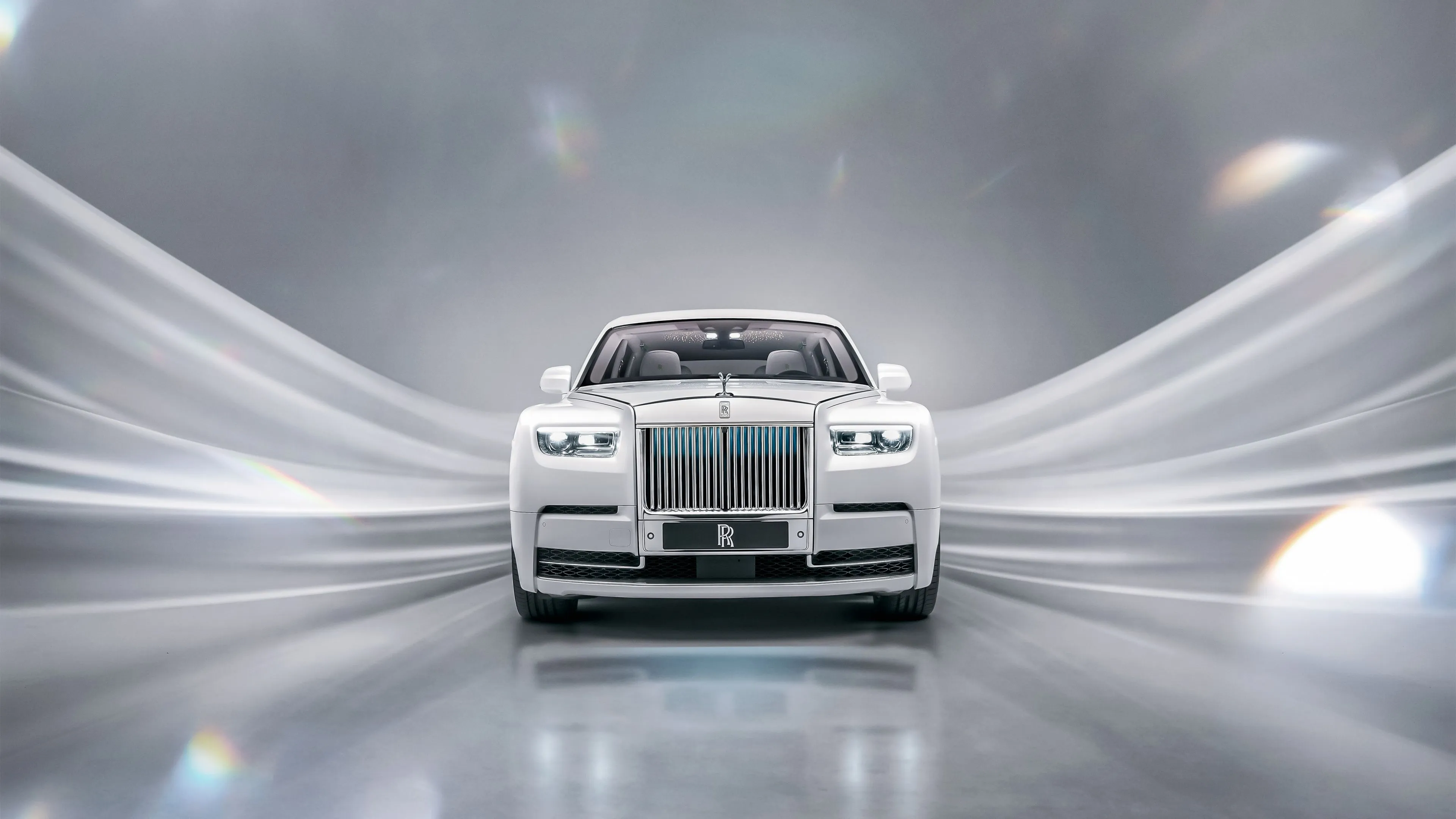 Rolls Royce Phantom EWB Platino 5K Wallpaper