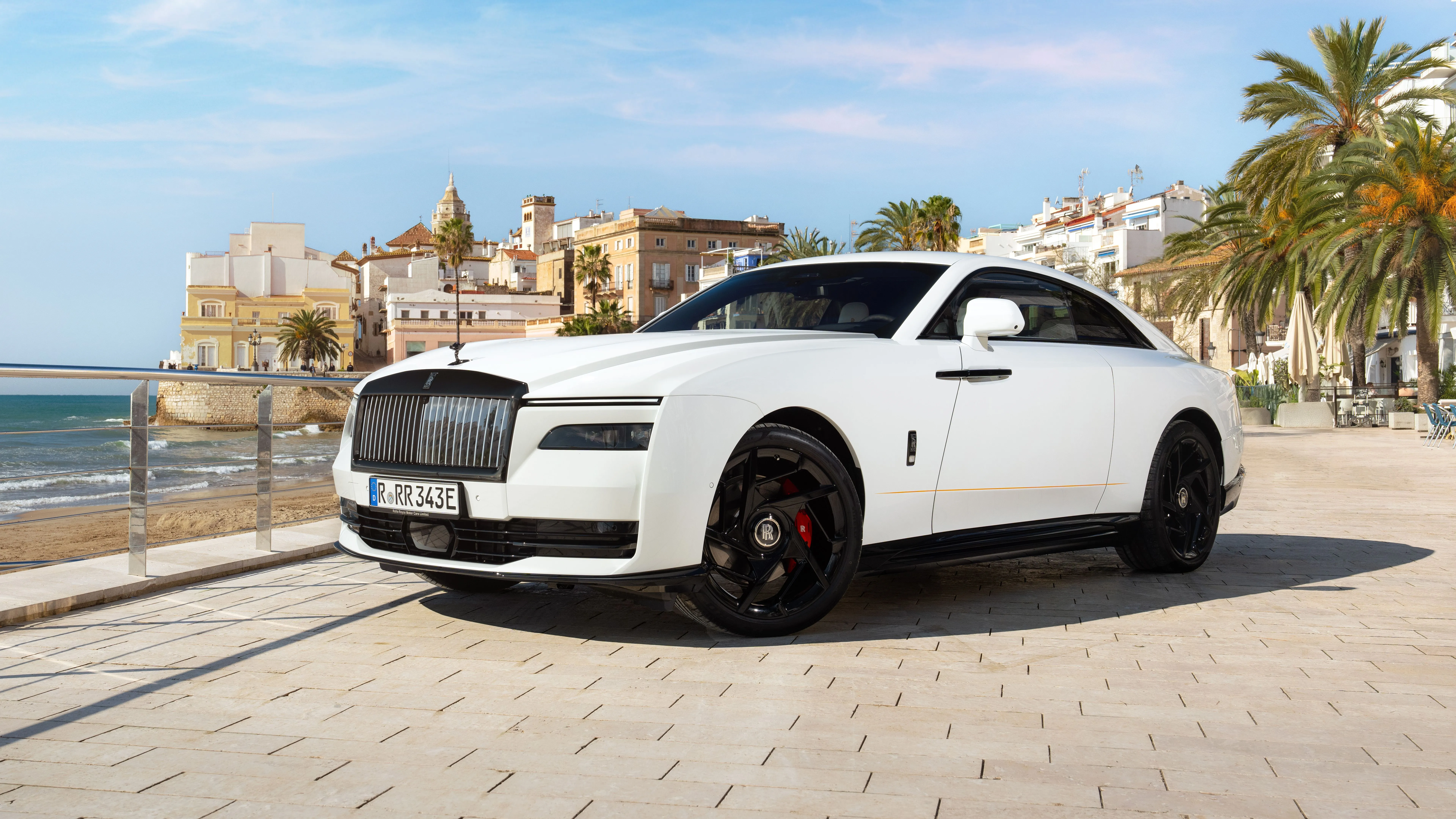 Rolls Royce Black Badge Spectre Arctic White 8K Wallpaper Car Wallpaper