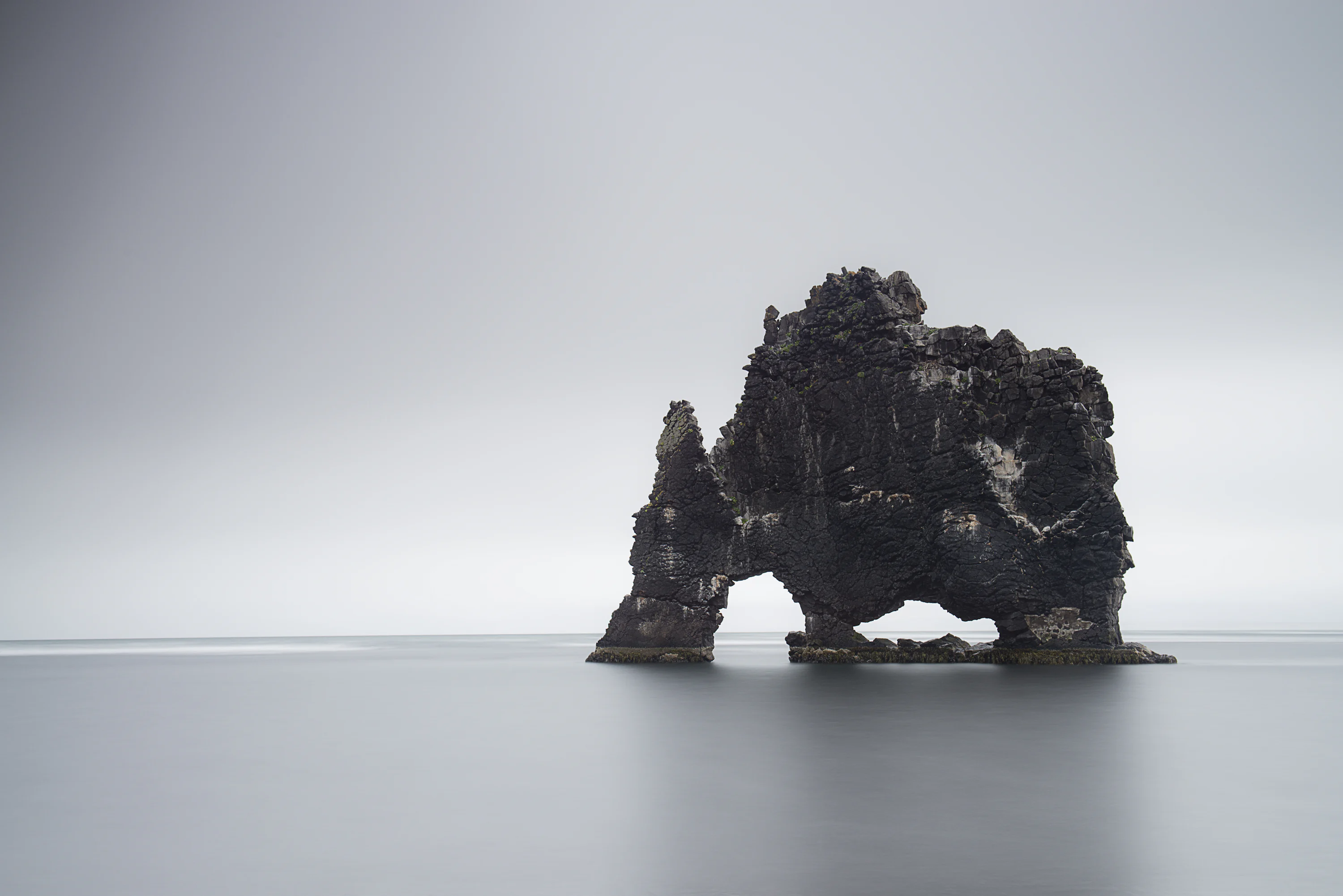 Grey Wallpaper: Free HD Download [4K]