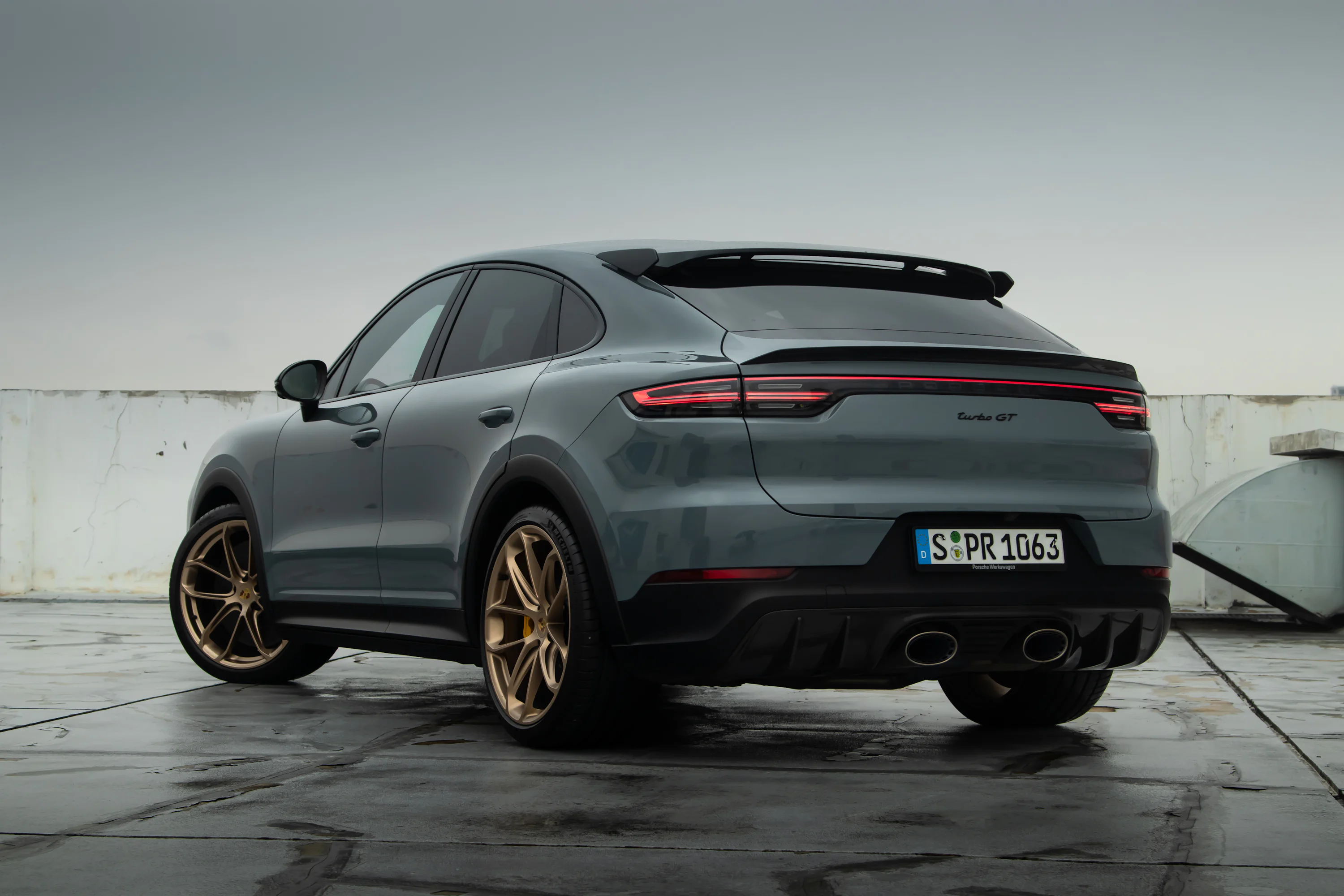 Porsche Cayenne Picture. Download Free Image