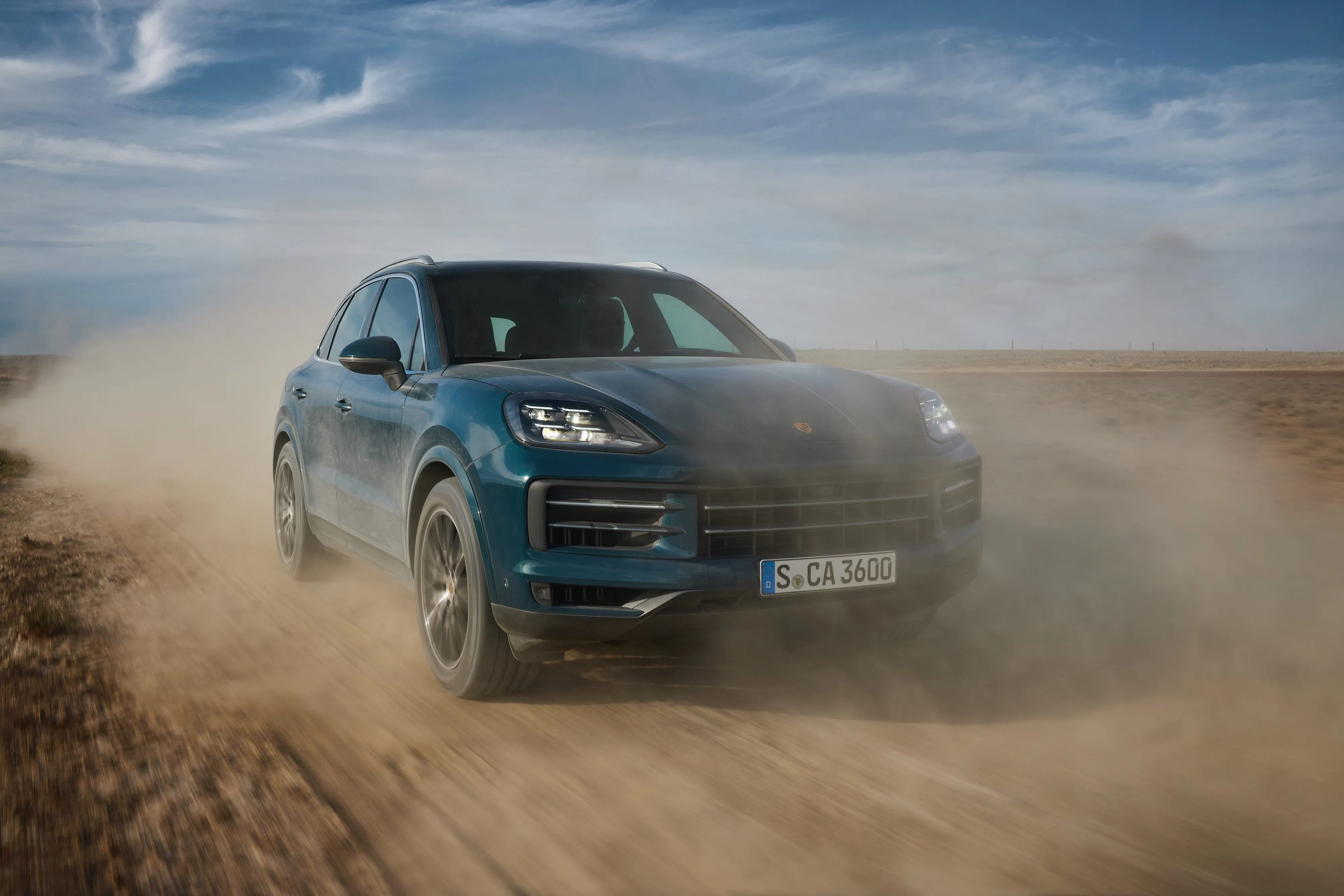 Download Vehicle Porsche Cayenne 4k Ultra HD Wallpaperx2668