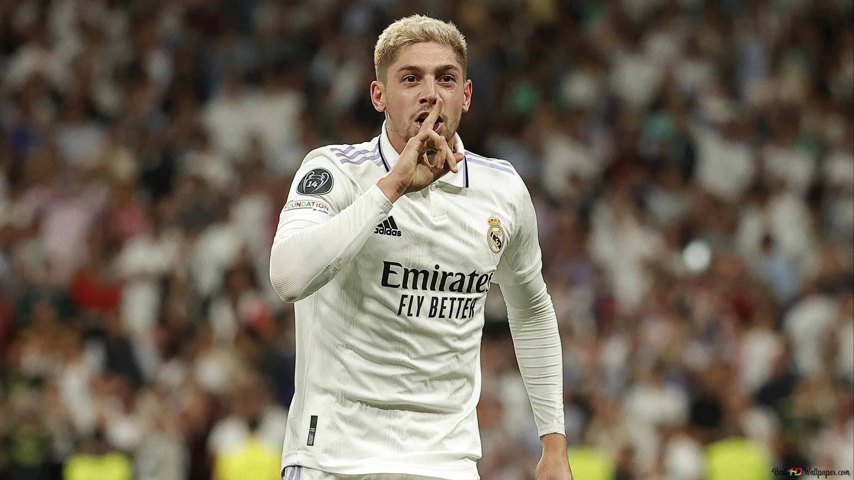 Federico Valverde with Real Madrid shirt 2K wallpaper download