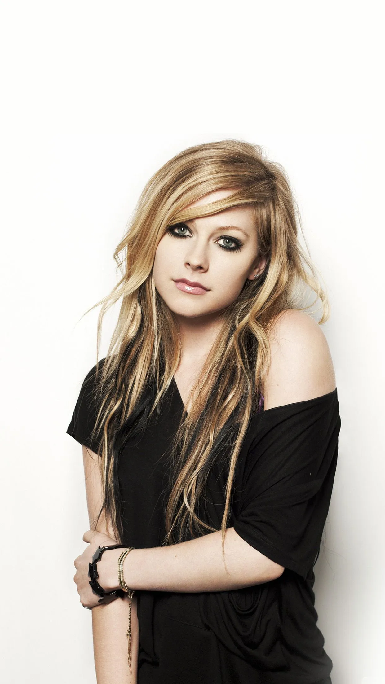 iPhoneXpapers lavigne music star beauty
