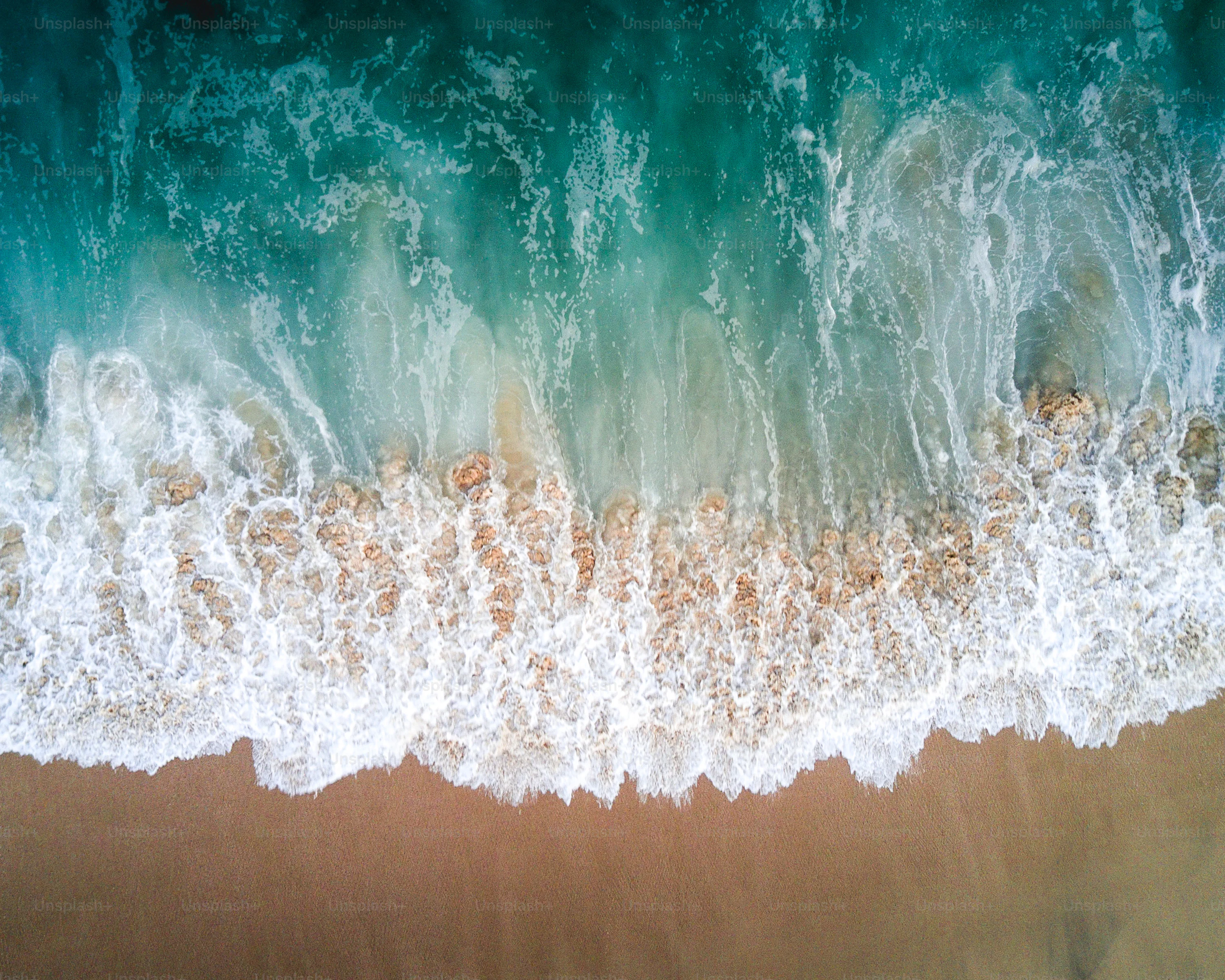 Stunning Ocean Beach Picture [HD]. Download Free Image