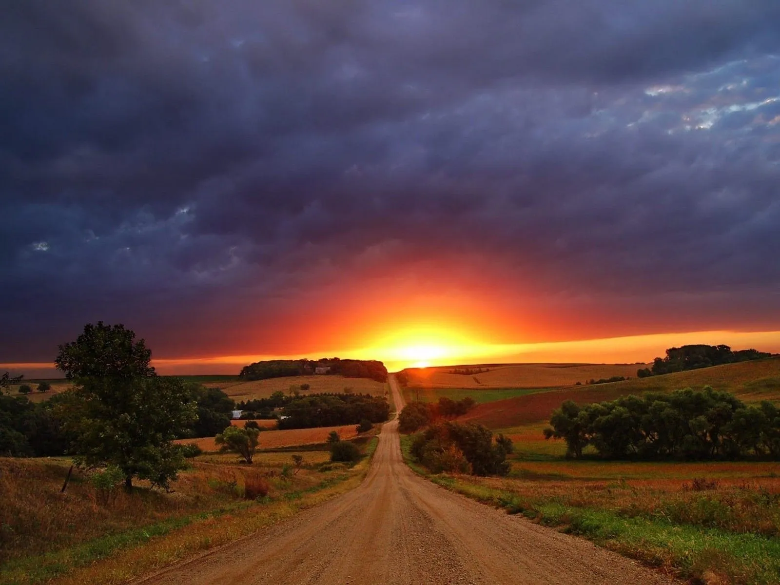 Desktop wallpaper: Country, Man Made, Road, Sunset 4K free download for PC. 741616