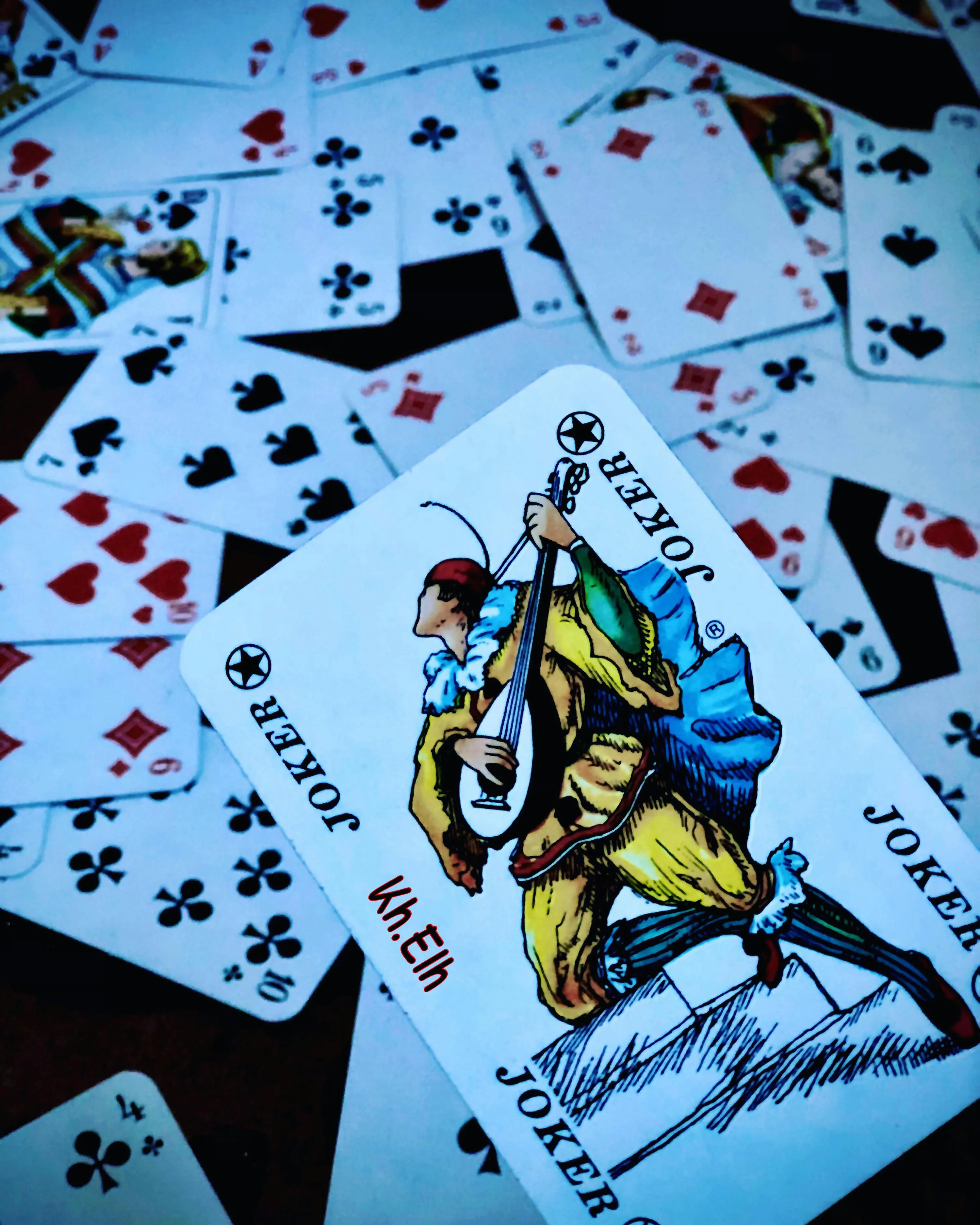 Joker among Cards · Free