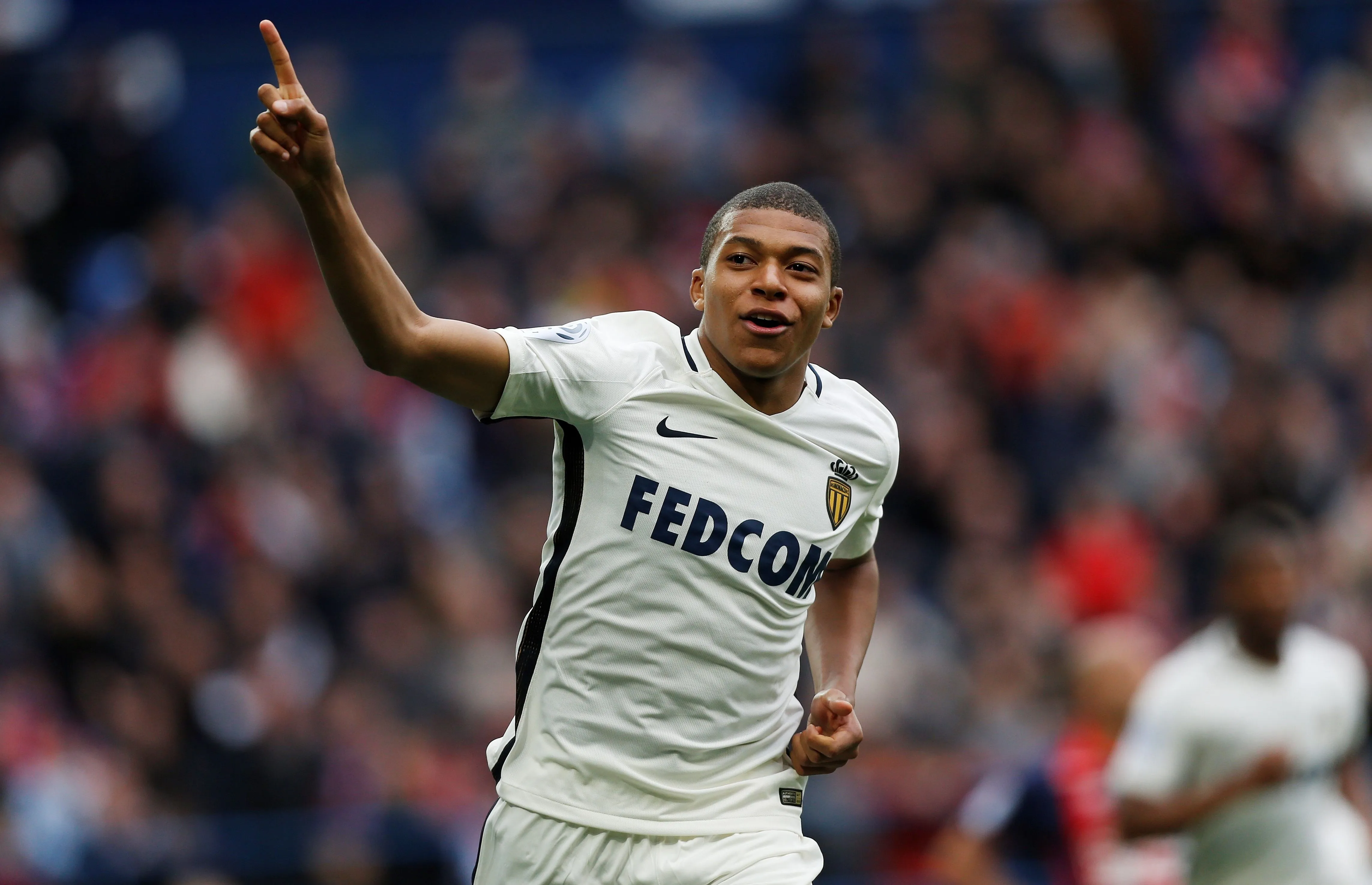 Desktop wallpaper: Sports, Kylian Mbappé, French, Soccer 4K free download for PC. 435897