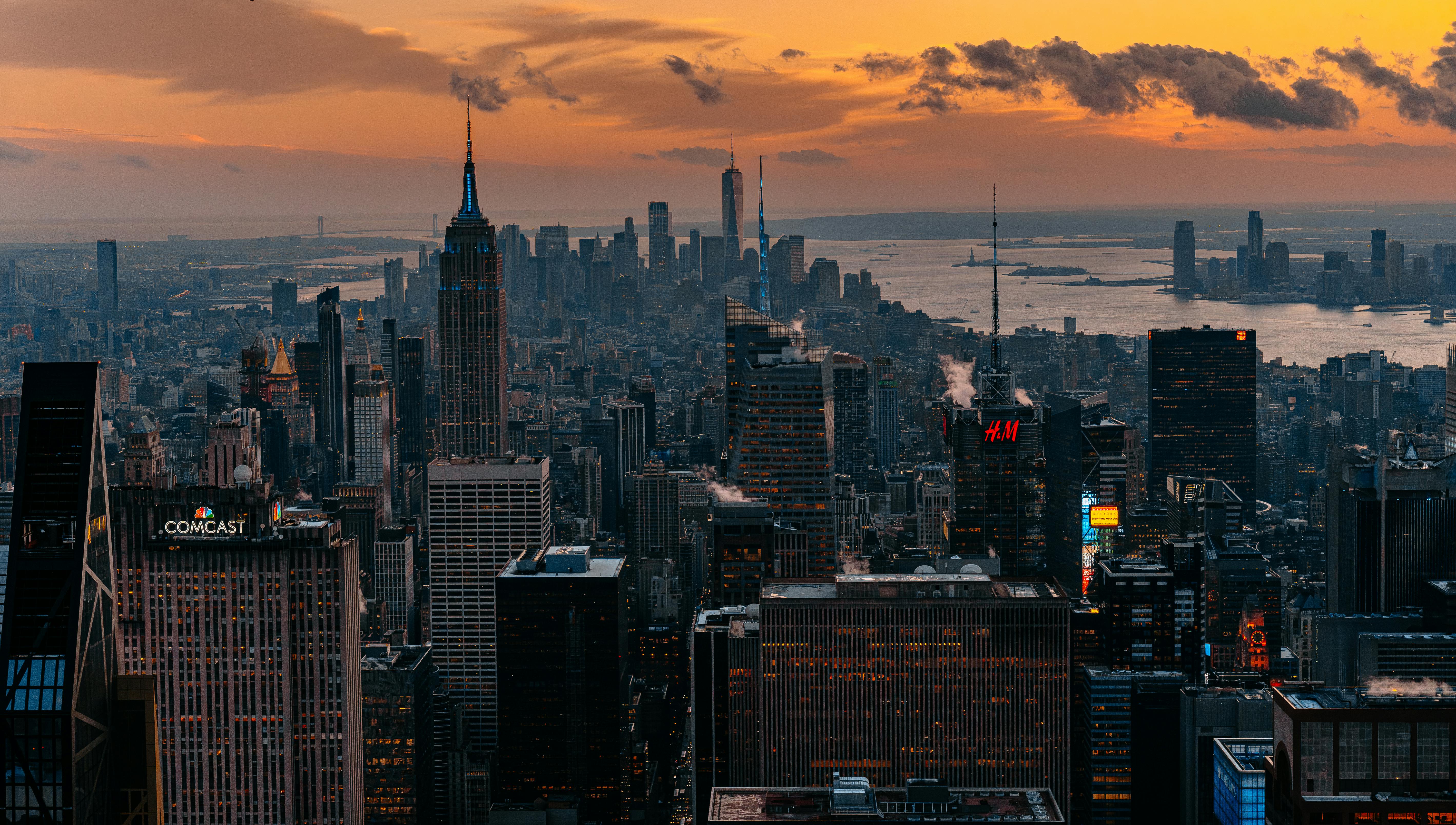 Skyline of New York City at Sunset · Free