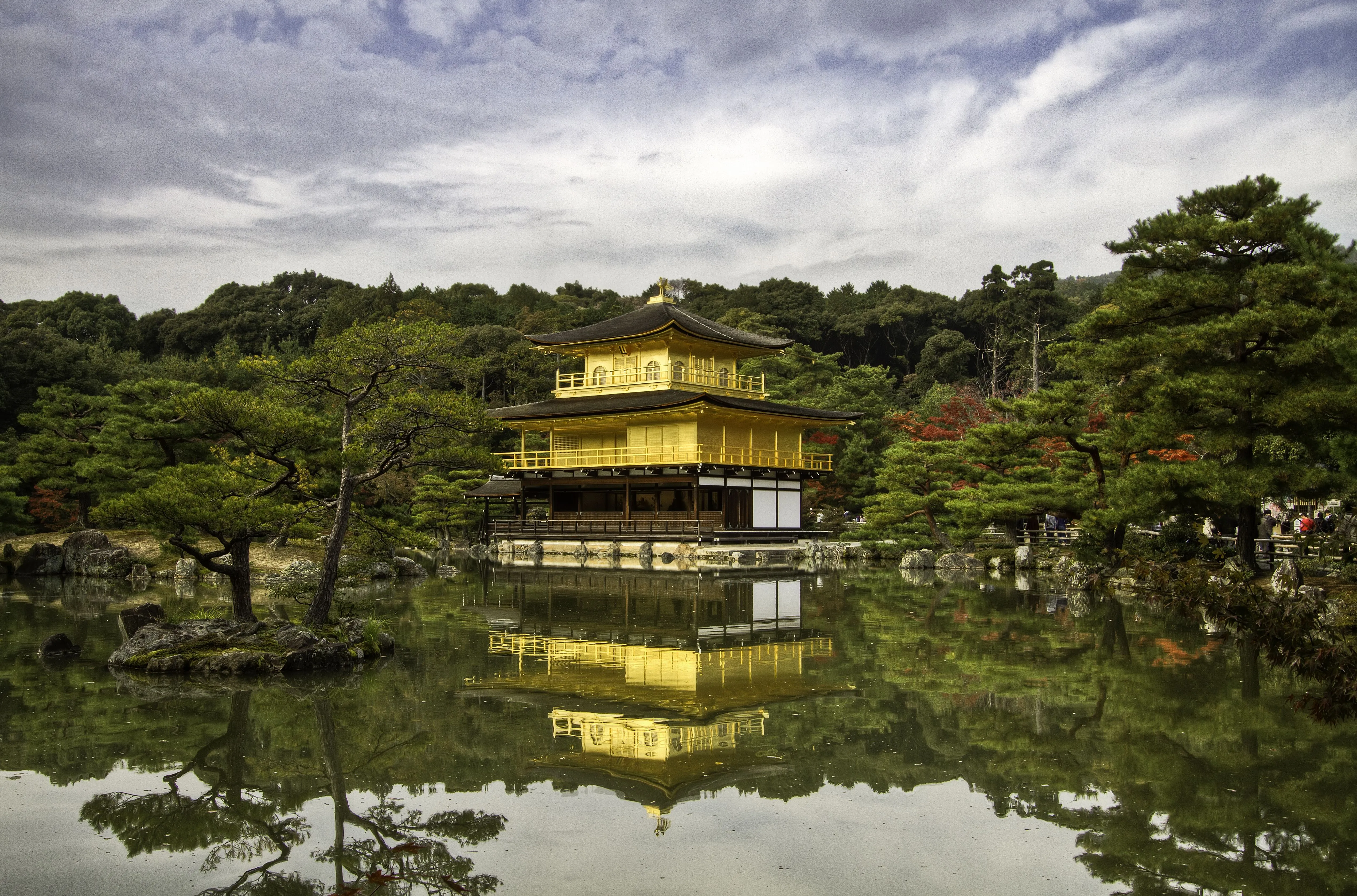 Desktop wallpaper: The Temple Of The Golden Pavilion, Kyoto, Religious, Kinkaku Ji, Japan, Temples 4K free download for PC. 1523203
