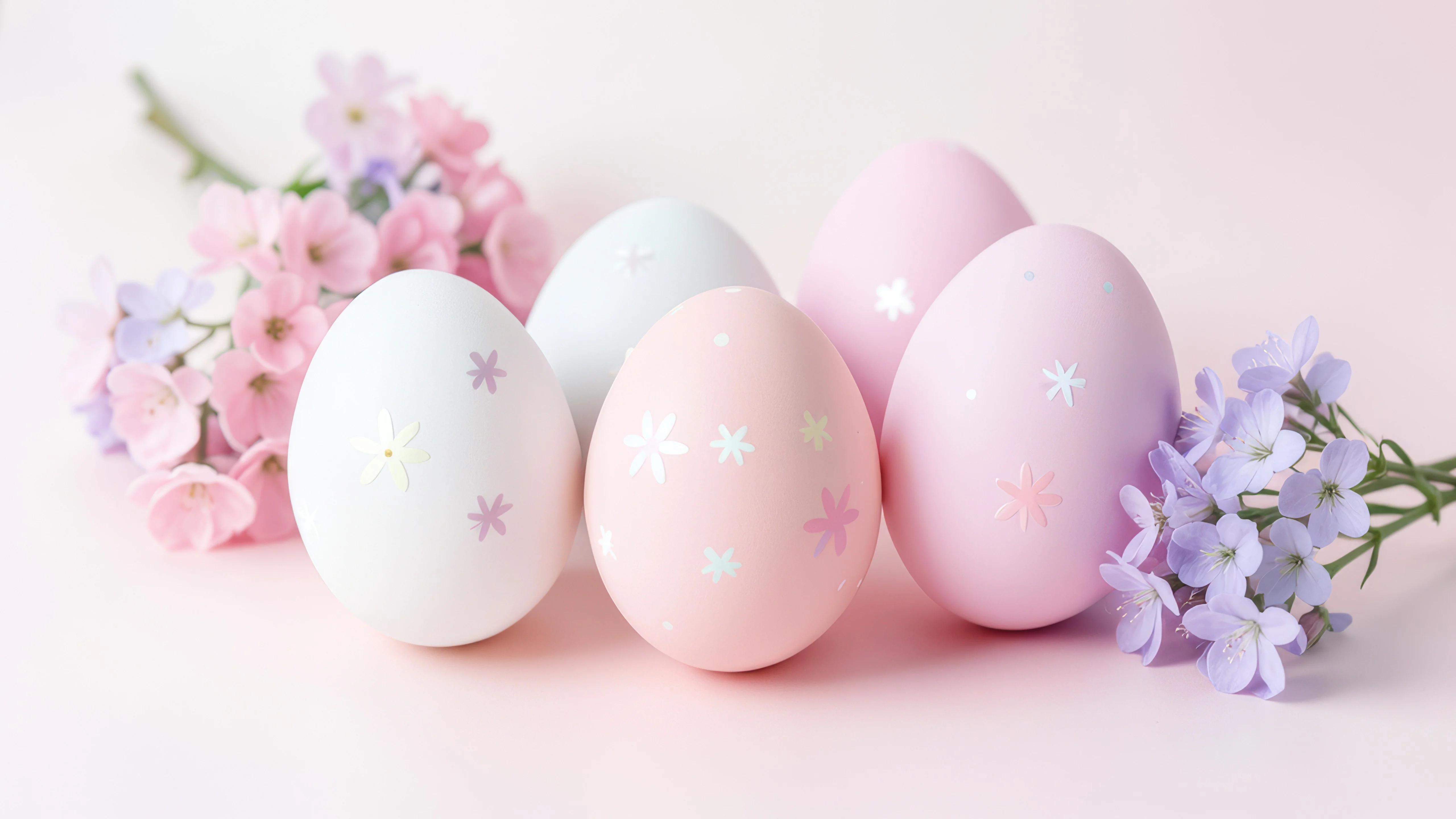 Aesthetic Easter Eggs with Flowers in Pink and Lavender Wallpaper 4K for Desktop