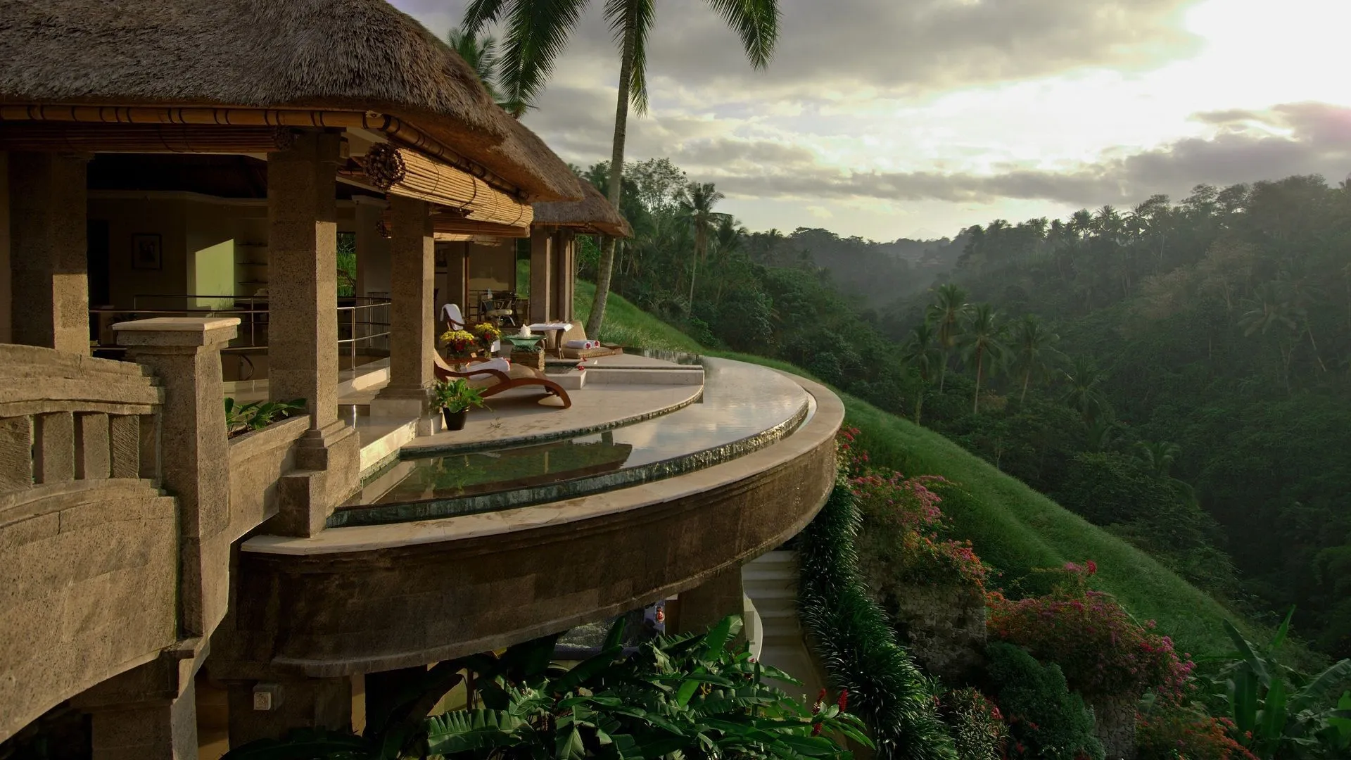 Villa in the jungle on Bali Desktop wallpaper 1920x1080