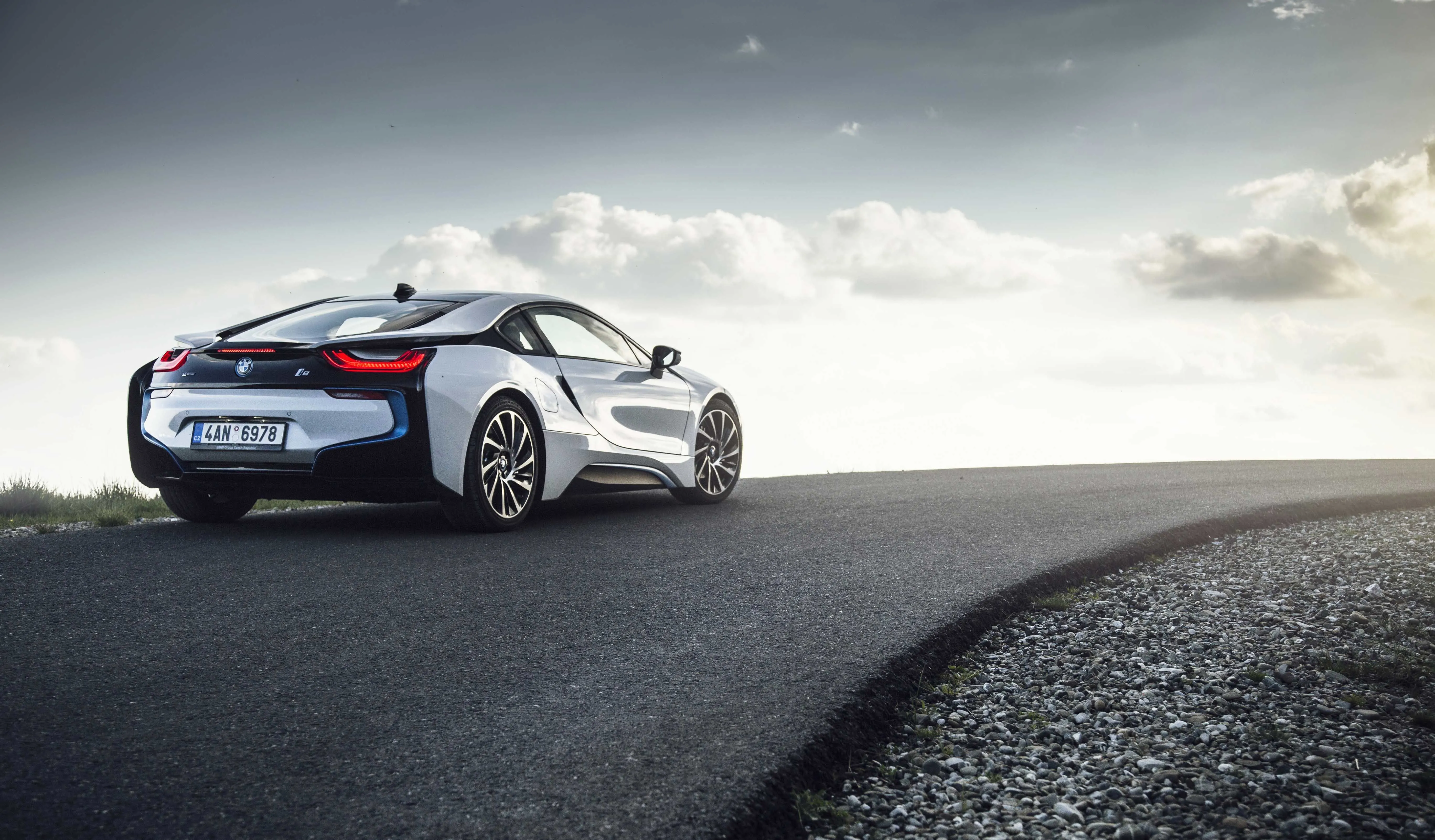 BMW i8 on Open Road. Stunning 4K Ultra HD Wallpaperx3204