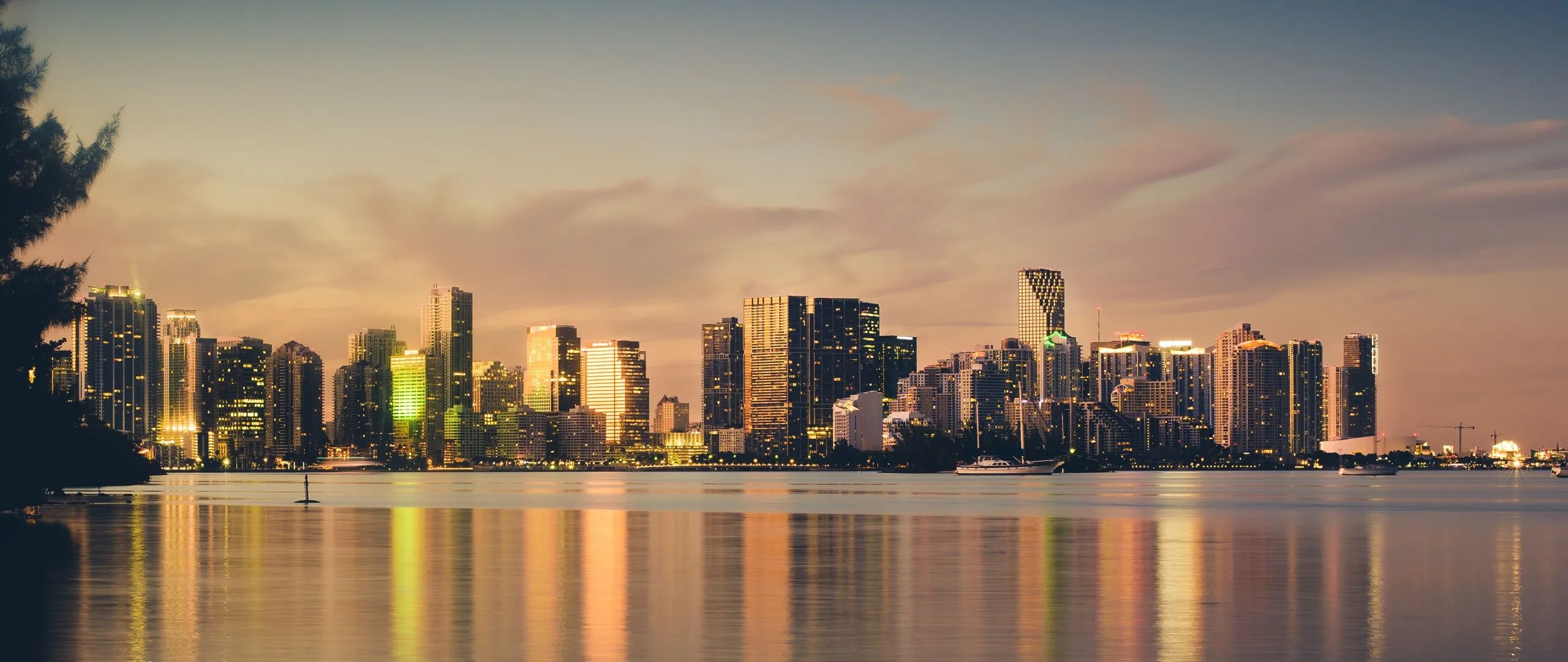 Miami Skyline Wallpaper 4K, Sunset, Cityscape, Florida