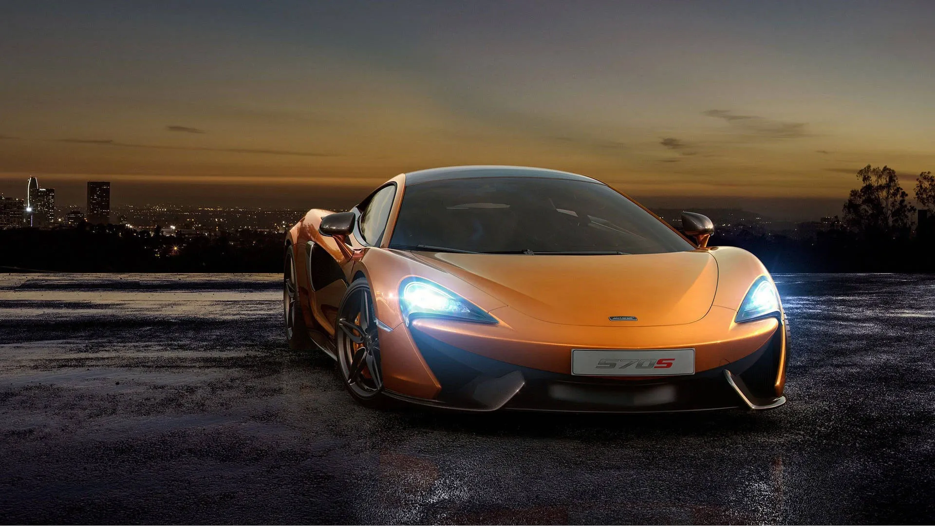 Download Really Cool Cars McLaren 570S Wallpaper