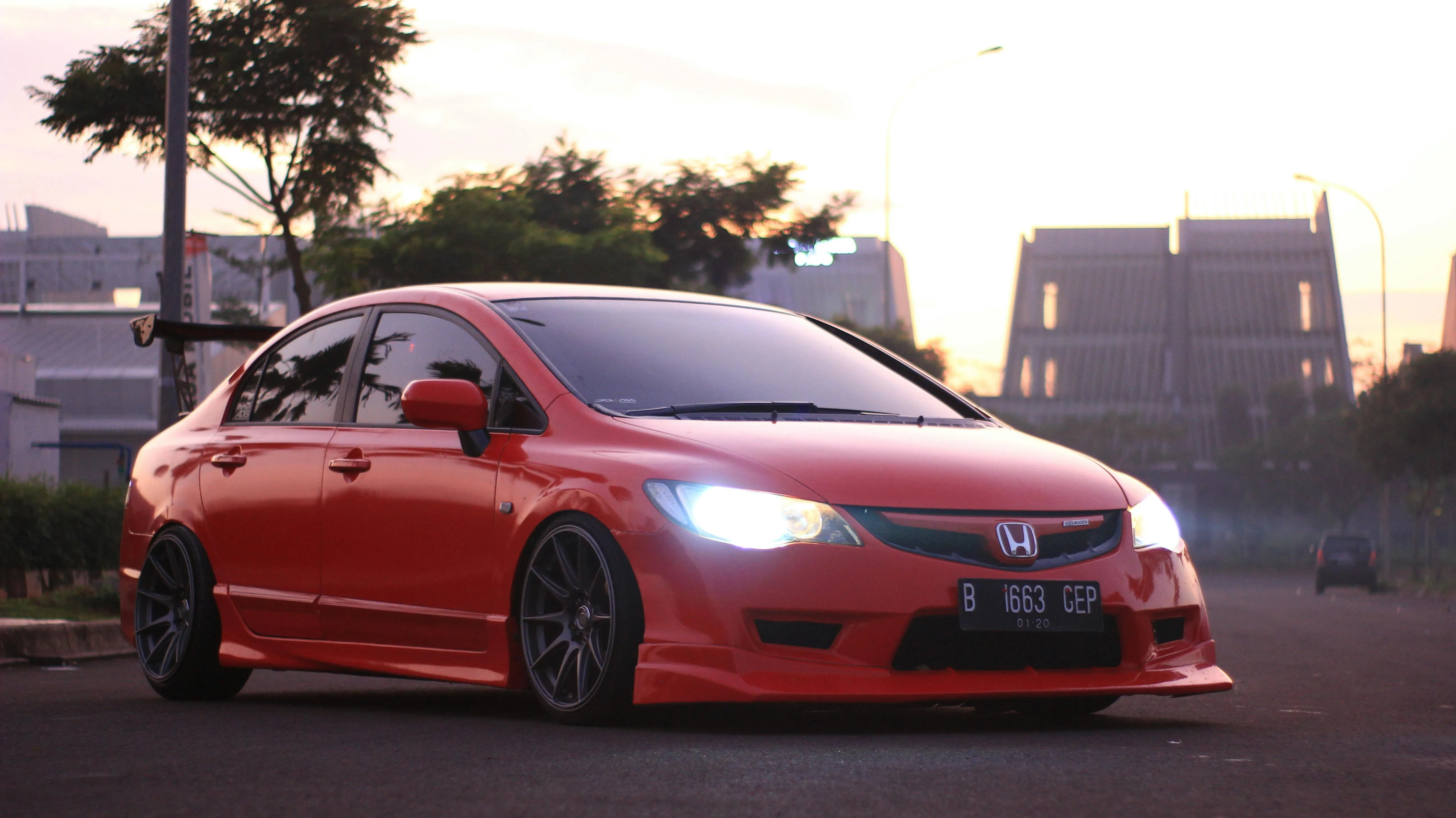 Red Honda Civic Type R · Free