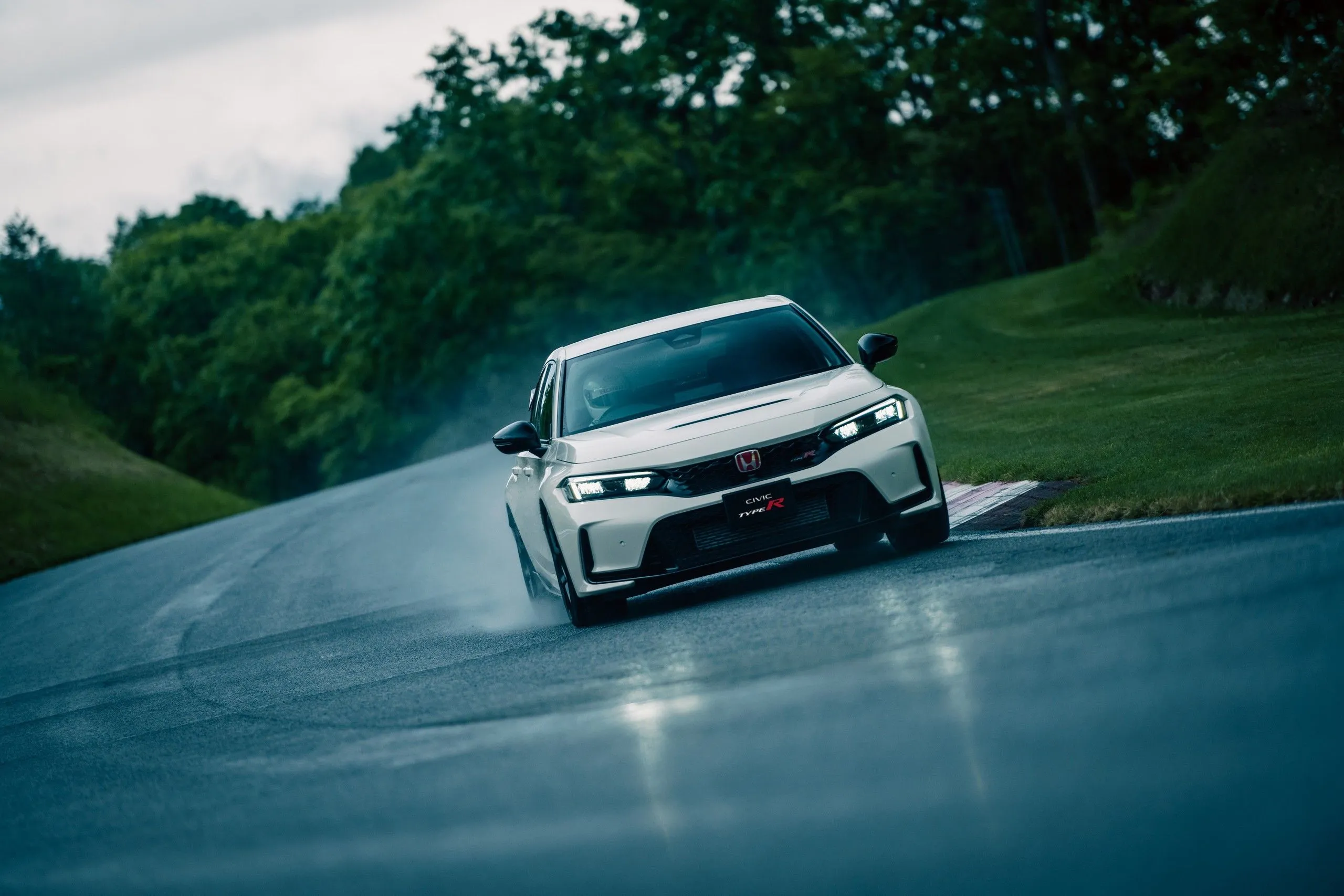 RWD Honda Civic Type R Coupe Looks Pretty Fly for a Digitally Modified Sports Car, Right?