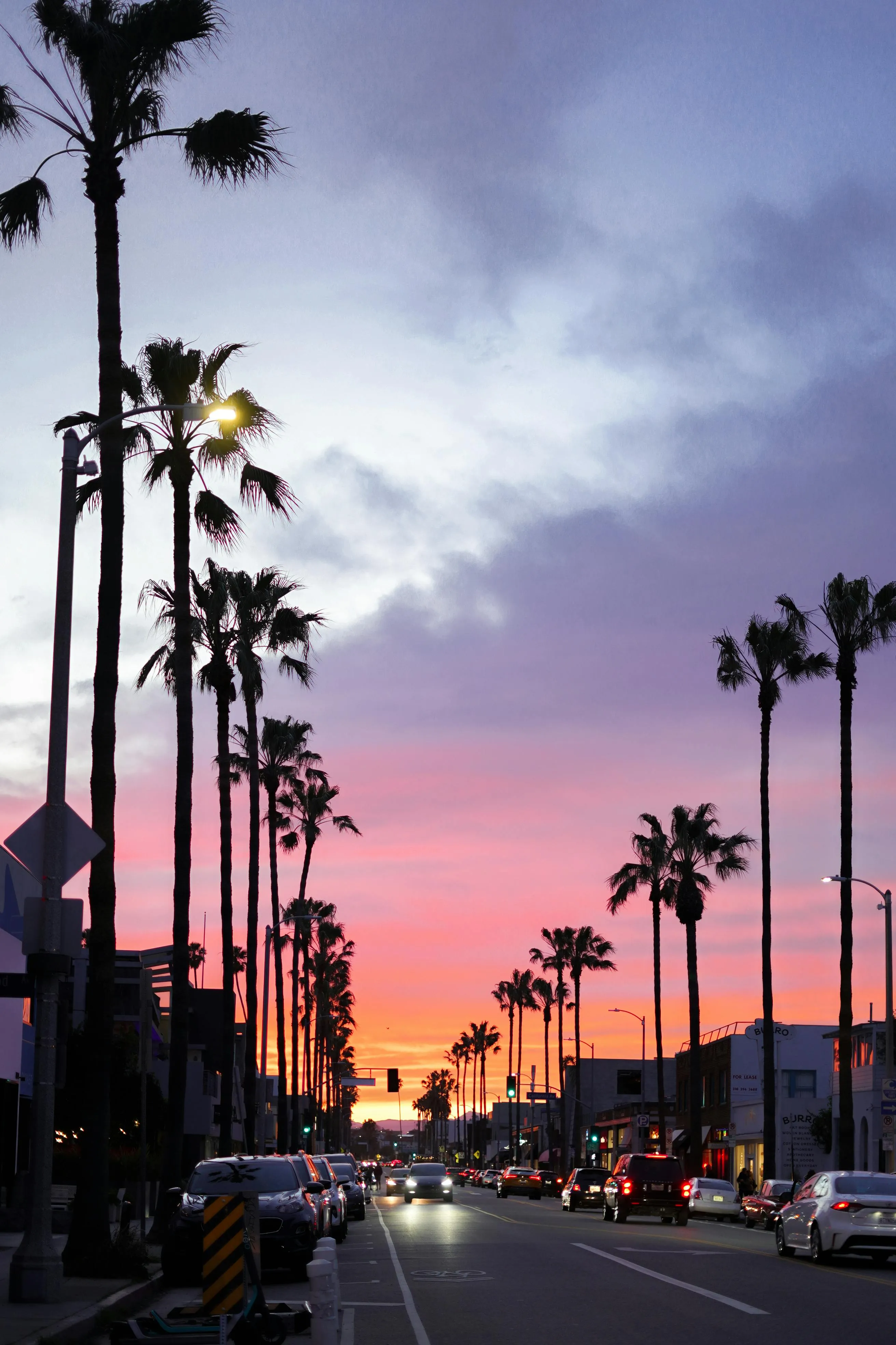 Street in Los Angeles at Sunset · Free