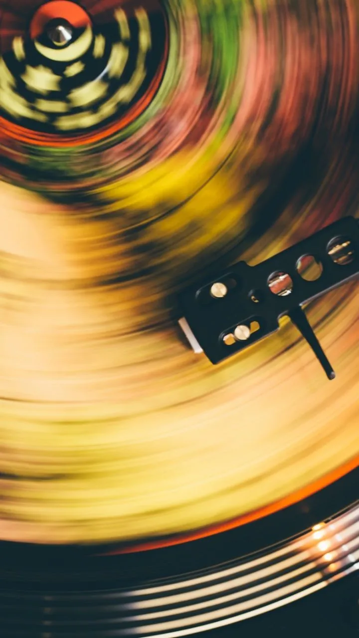 Phone wallpaper: Music, Record, Motion Blur 1312994