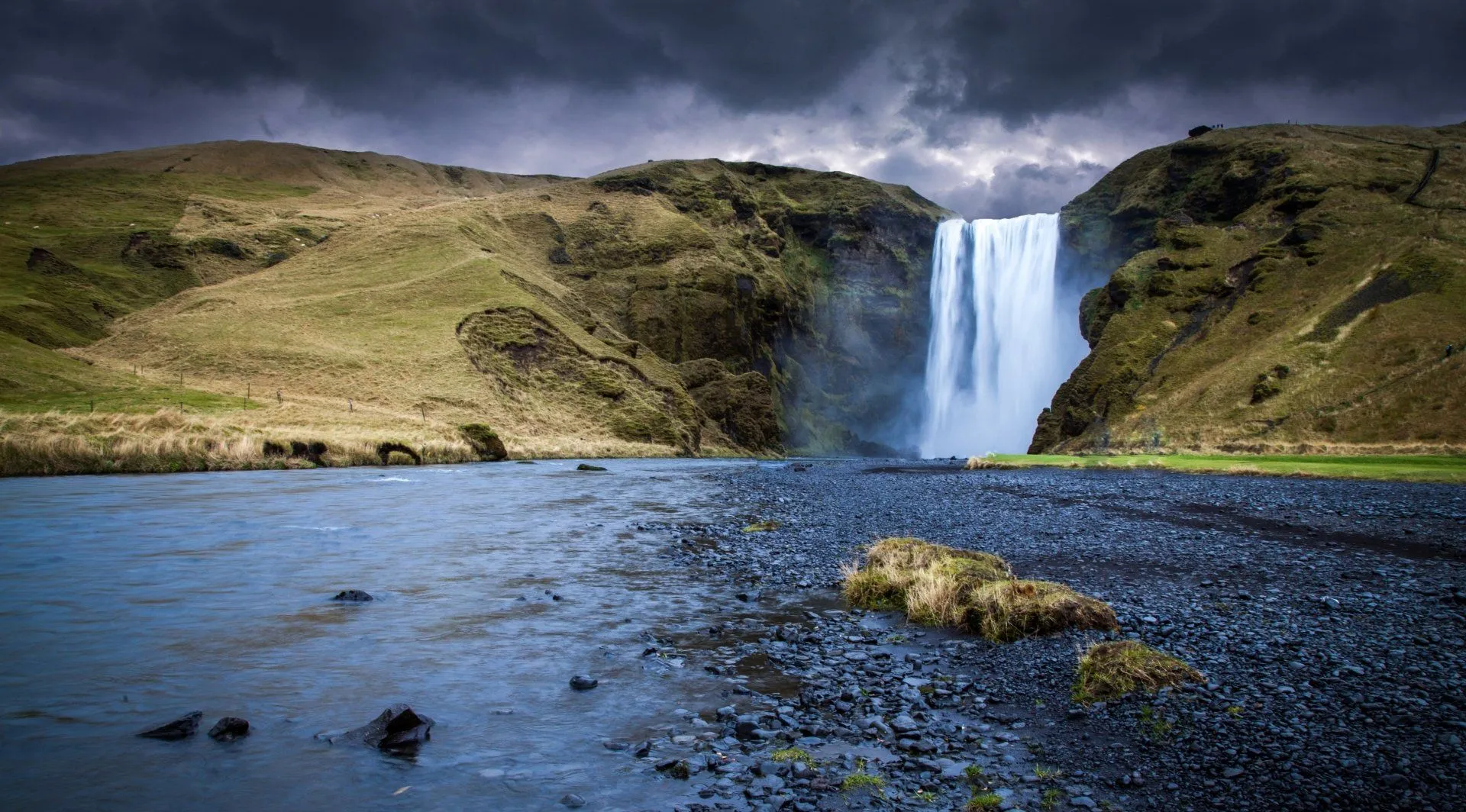 Skógafoss, Iceland in 4K Ultra HD Wallpaperx2836