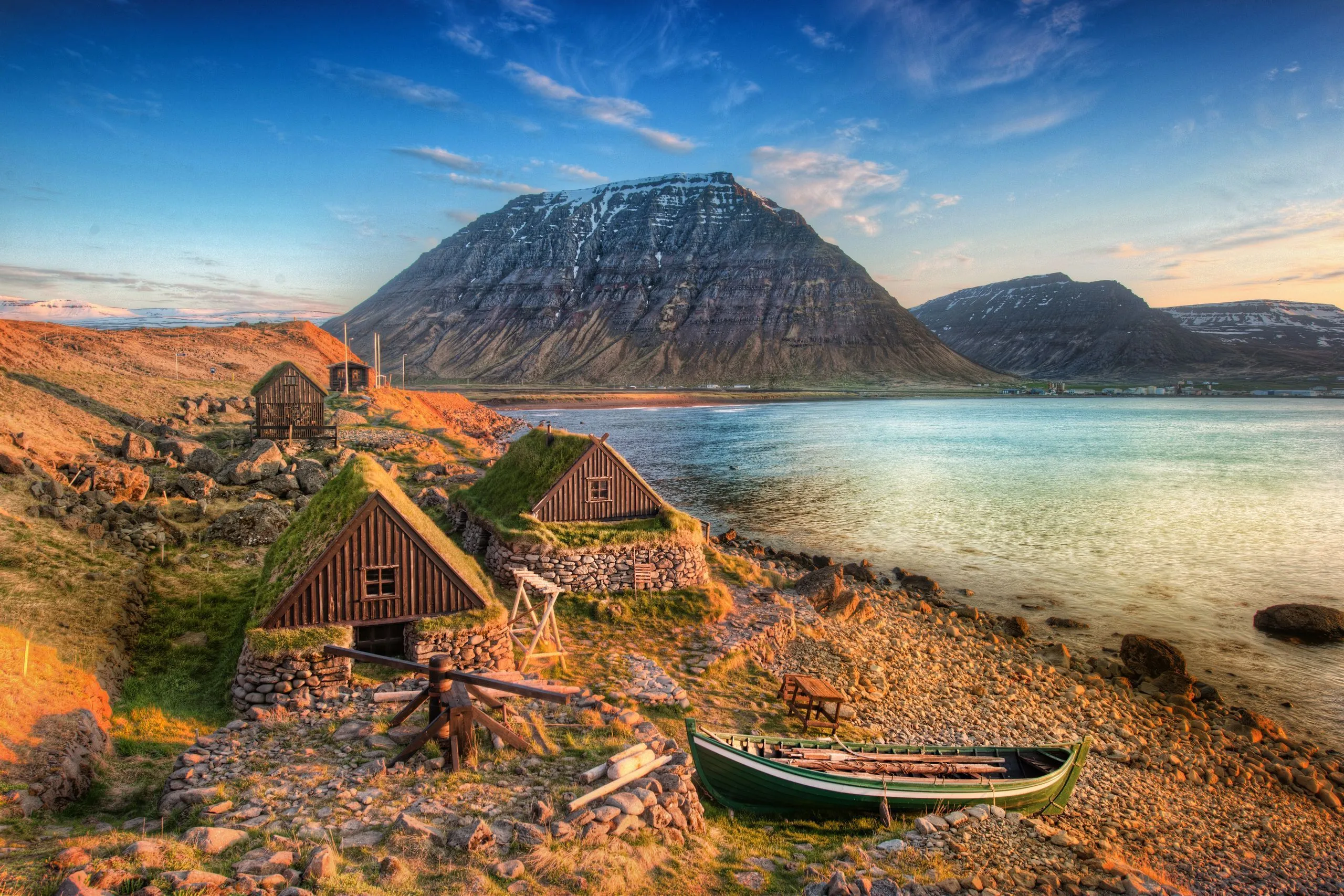 Wallpaper sea, mountains, coast, boat, Iceland, Iceland, Isafjordur for mobile and desktop, section пейзажи, resolution 2560x1707