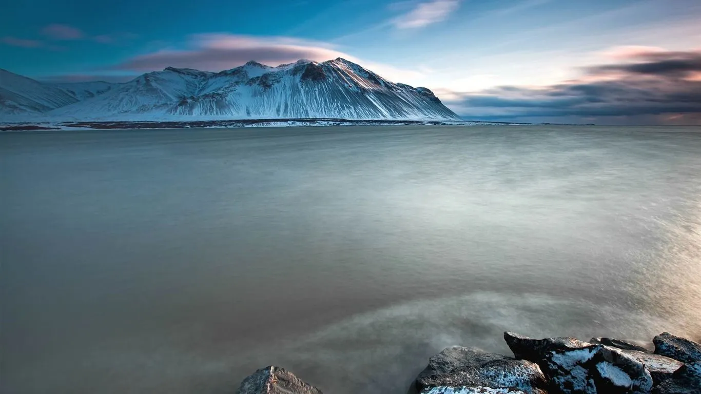 Beautiful Iceland 2013 Fantasy Landscape Wallpaper