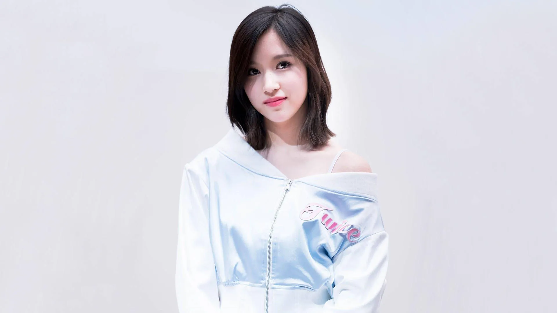 Download Twice Member Mina In White Wallpaper