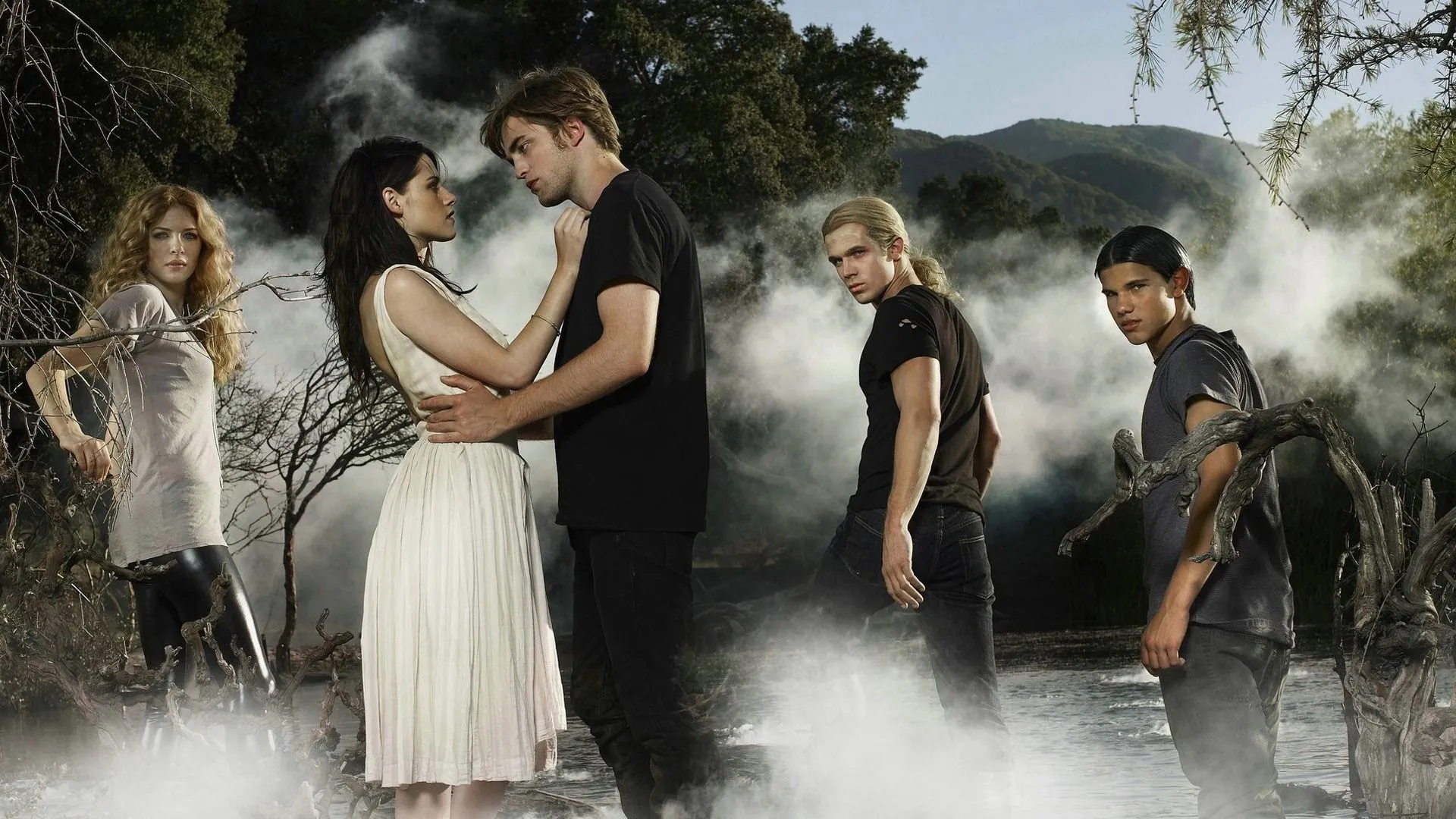 The Twilight Saga Breaking Dawn Movie HD Desktop Wallpaper 22