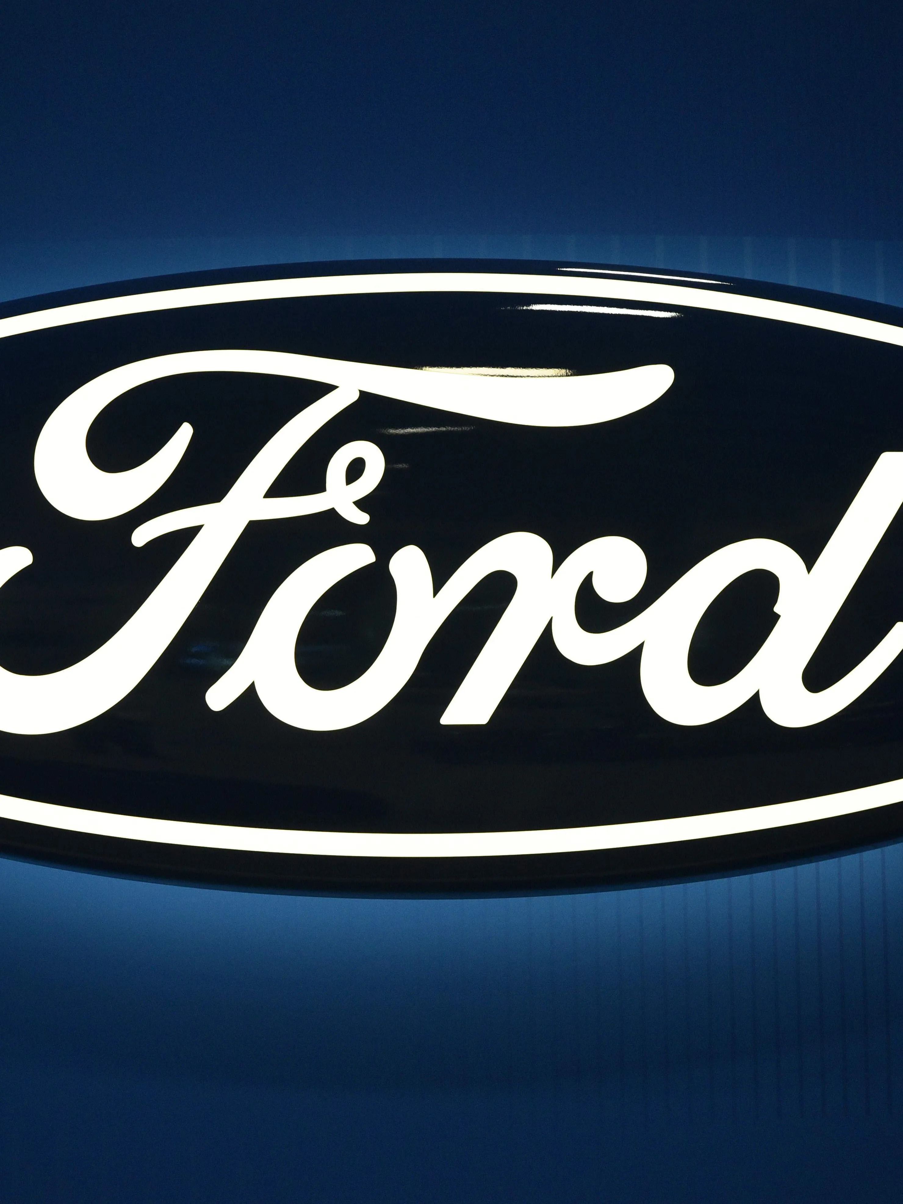 Ford names former Amazon, Snap Inc. exec next CFO