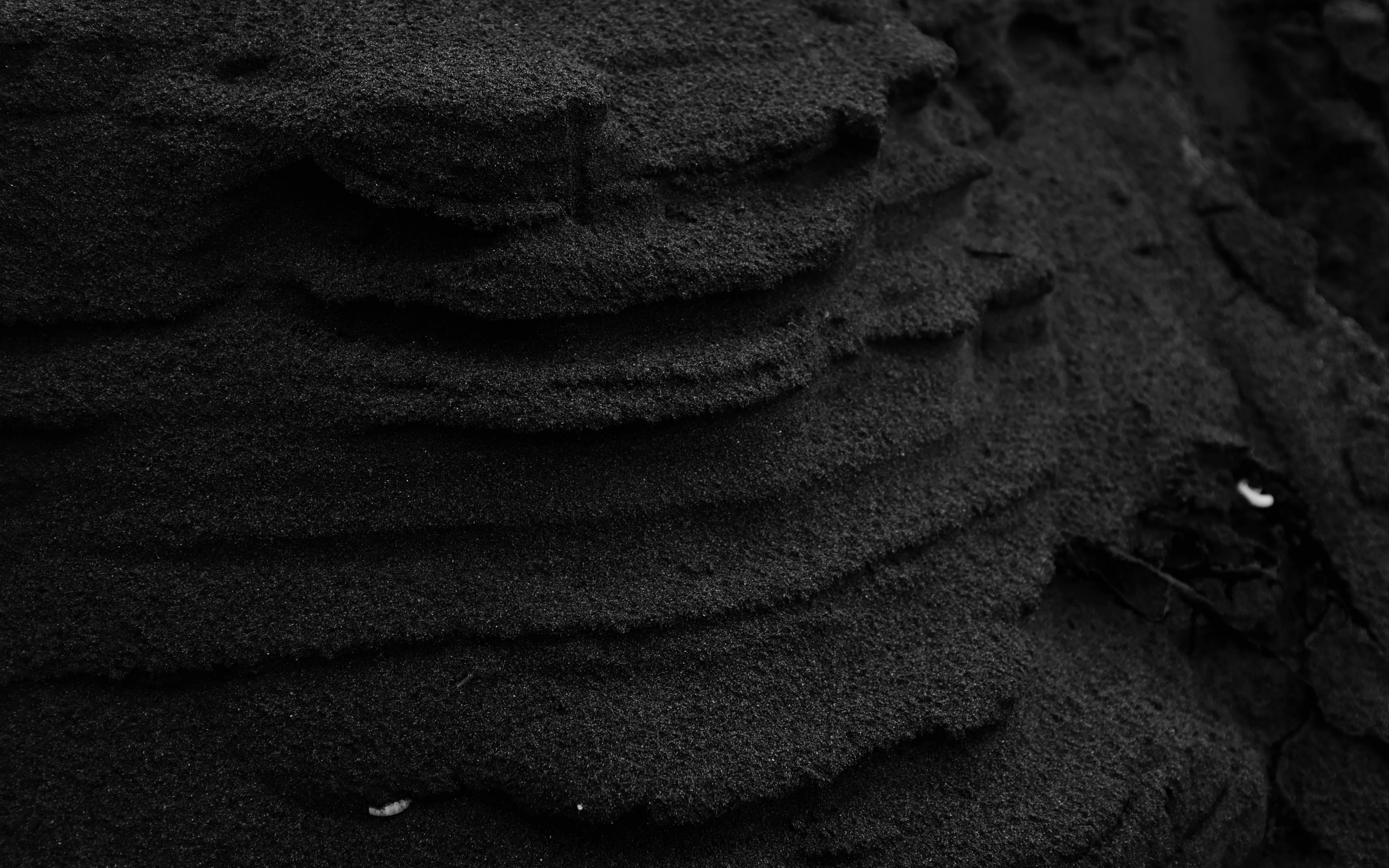 Download wallpaper 3840x2400 sand, black, grains, dark, texture 4k ultra HD 16:10 HD background