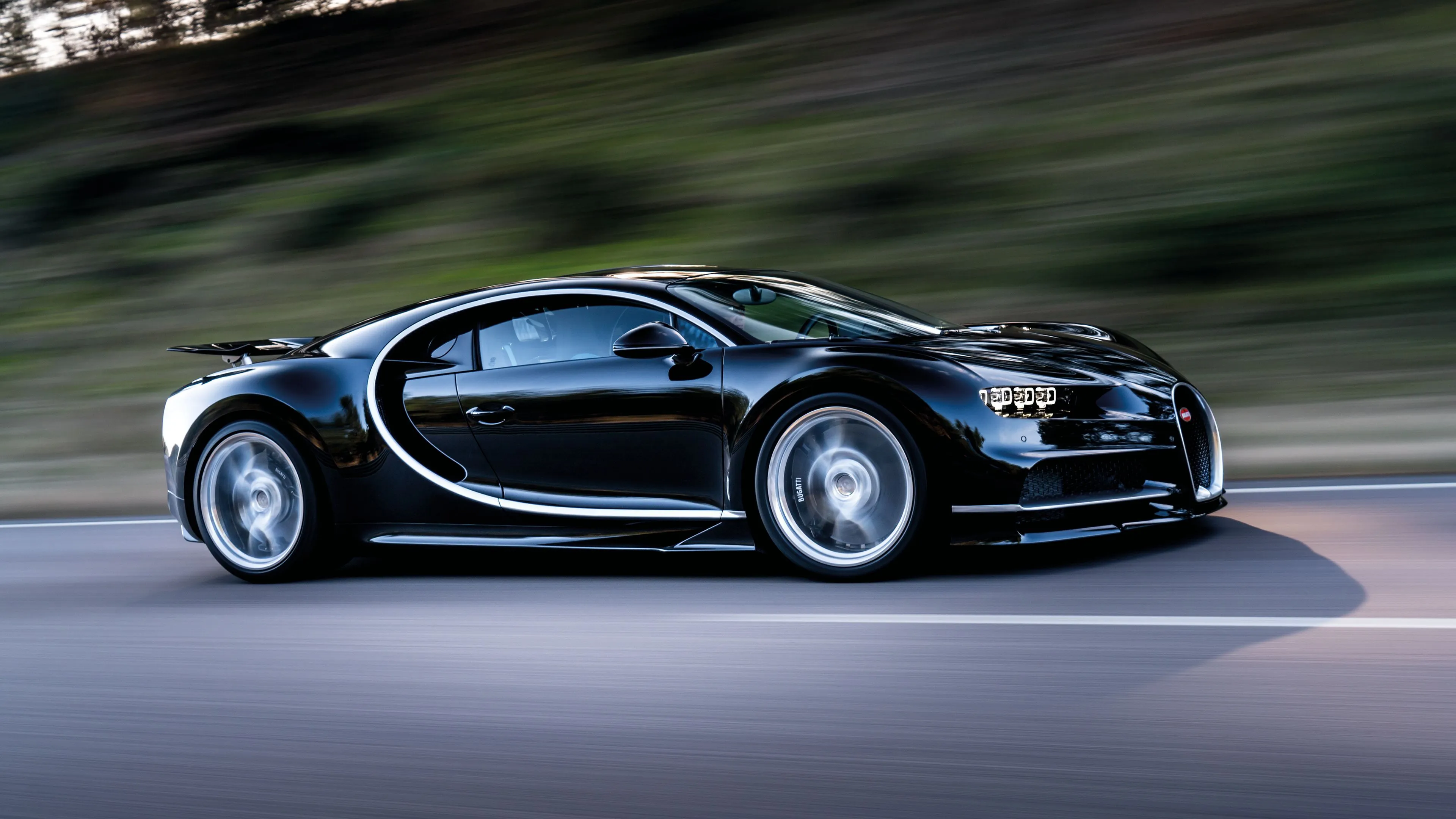 Download wallpaper 3840x2160 bugatti, chiron, speed, side view 4k uhd 16:9 HD background