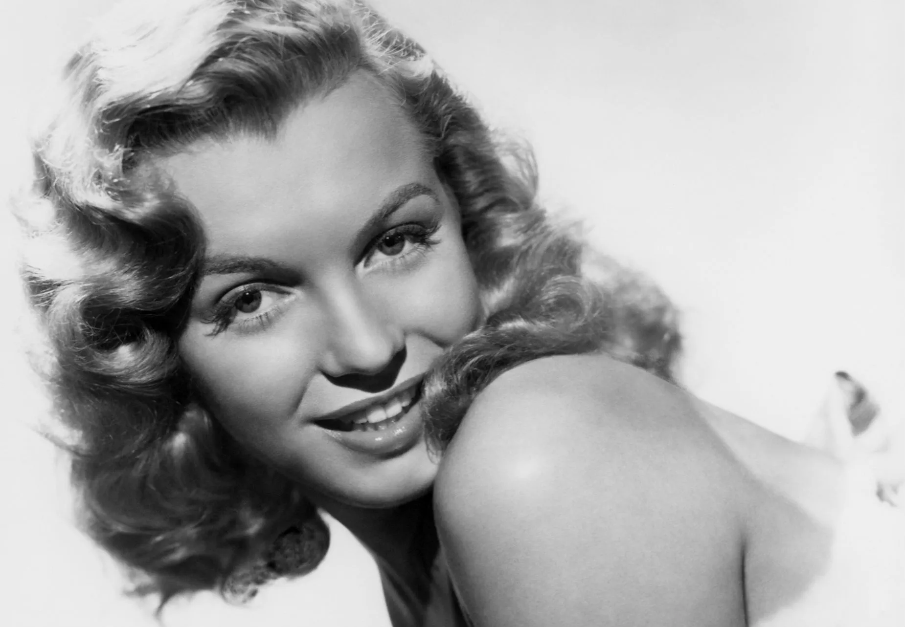 Marilyn Monroe Cute Image Wallpaper, HD Celebrities 4K Wallpaper, Image and Background