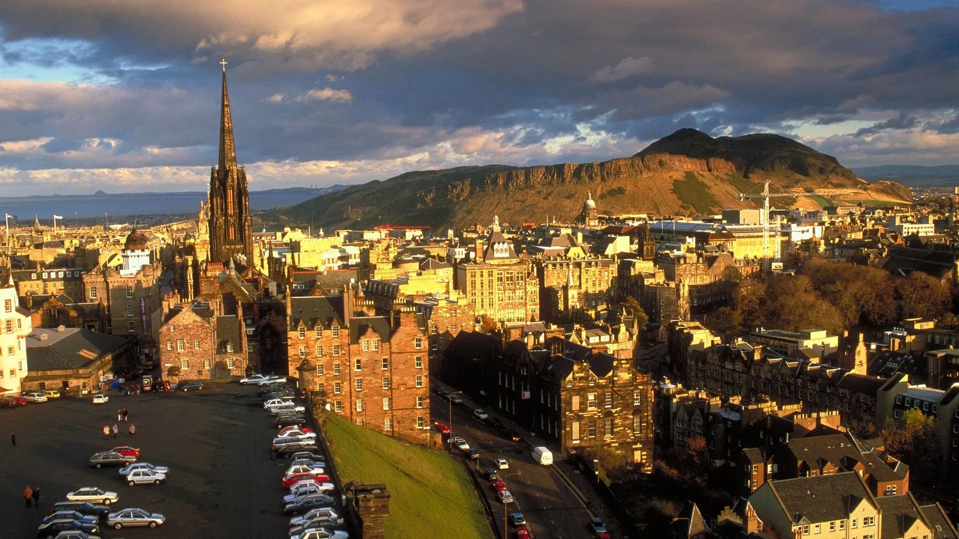 Beautiful city of Edinburgh, Scotland HD wallpaper Wallpaper Download city of Edinburgh, Scotland HD wallpaper Wallpaper Wallpaper Site