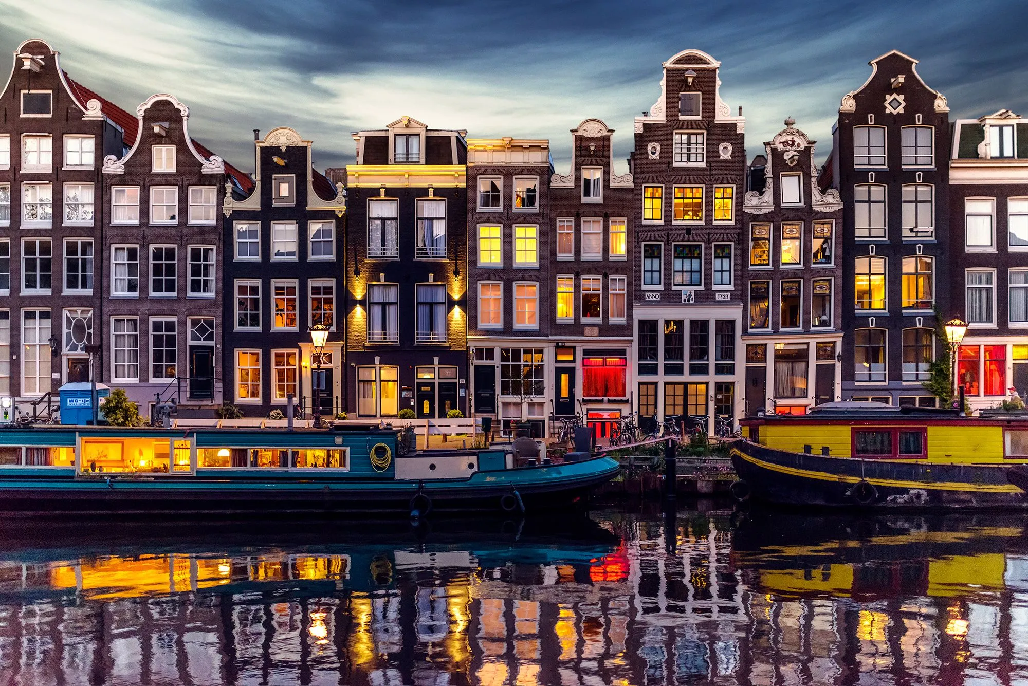 Desktop wallpaper: Amsterdam, Netherlands, Man Made, Boat, Canal, City, House, Reflection, Cities 4K free download for PC. 376165