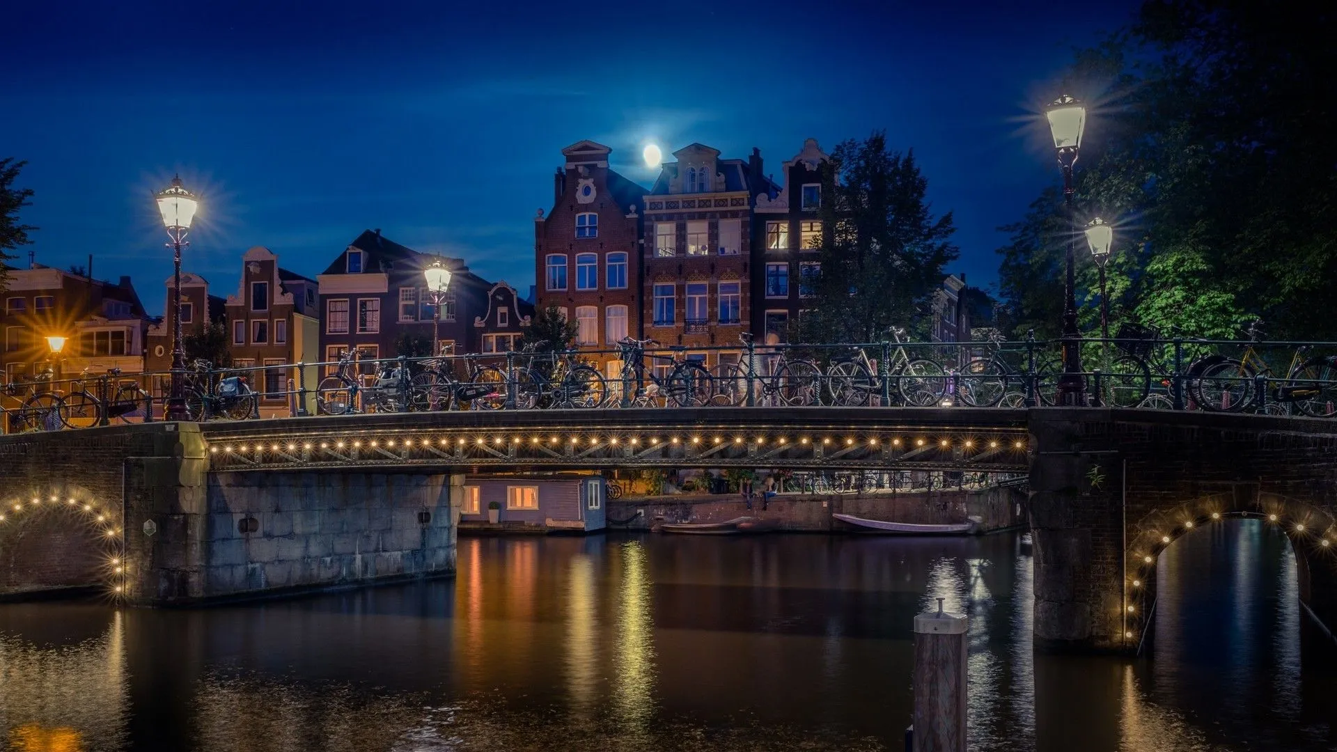 landscape, Nature, Amsterdam, Bridge, Lights, Lantern, Canal, Moon, Trees, Building, House, Urban, Bicycle, Evening, Water Wallpaper HD / Desktop and Mobile Background