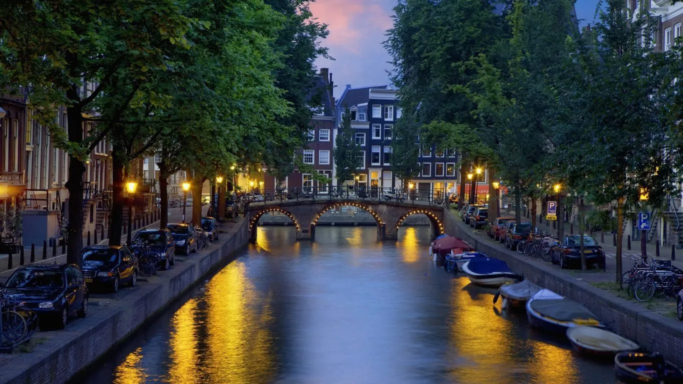 Evening Amsterdam Desktop wallpaper 1366x768